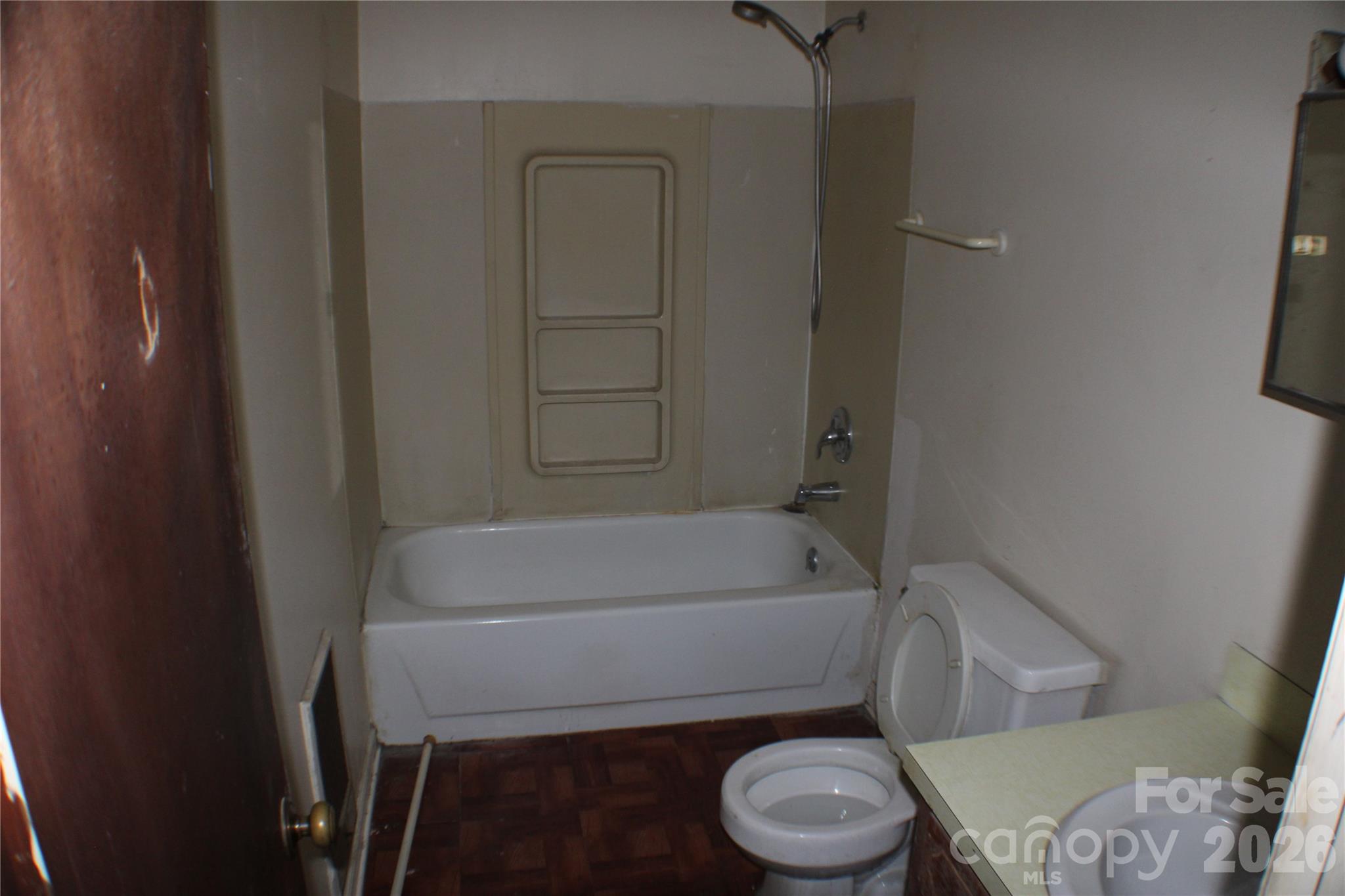 6782 Glover Lane Property Photo 6