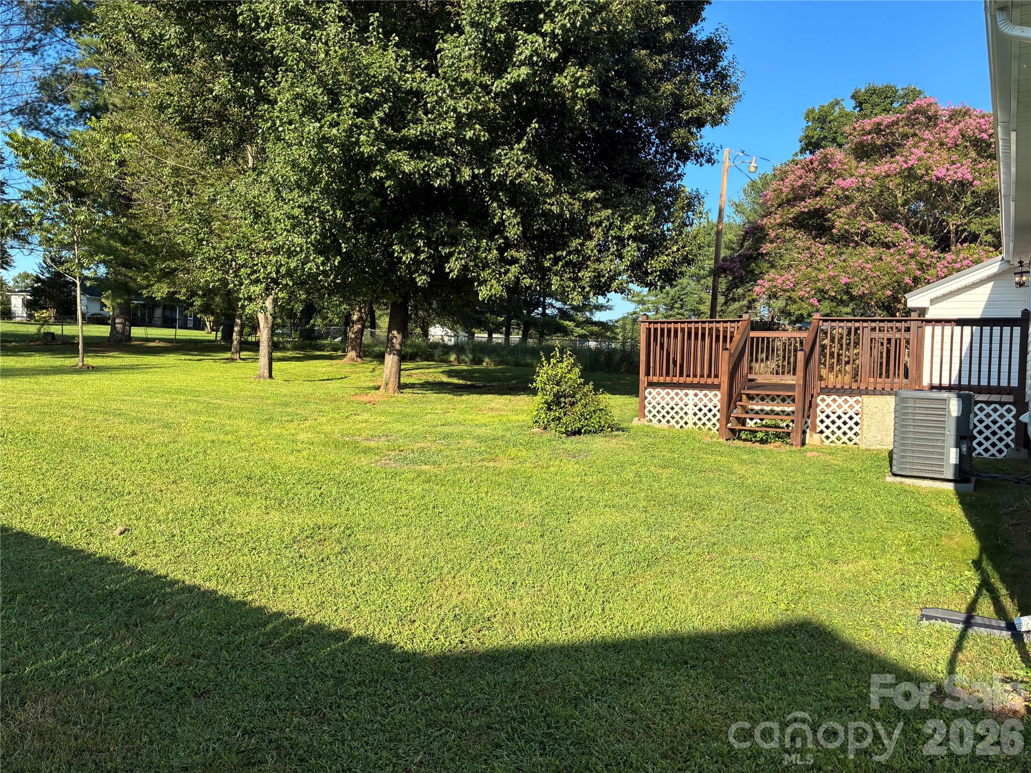 1008 Hopedale Drive Property Photo 7