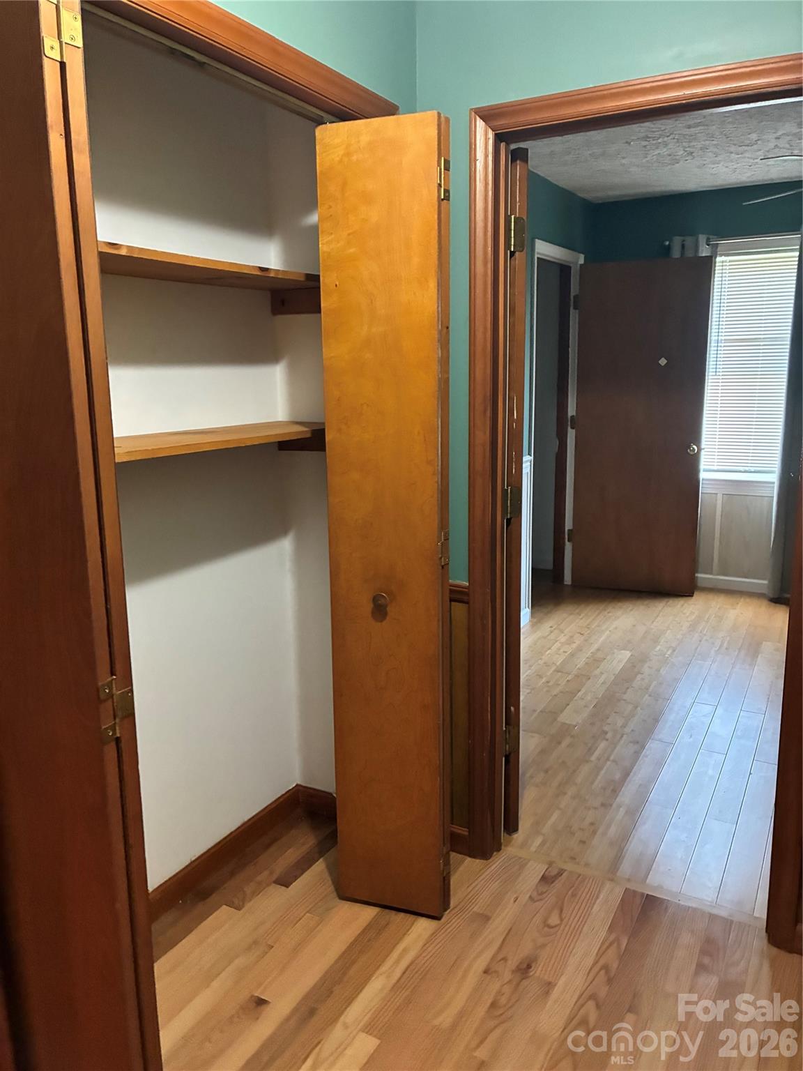 1008 Hopedale Drive Property Photo 14
