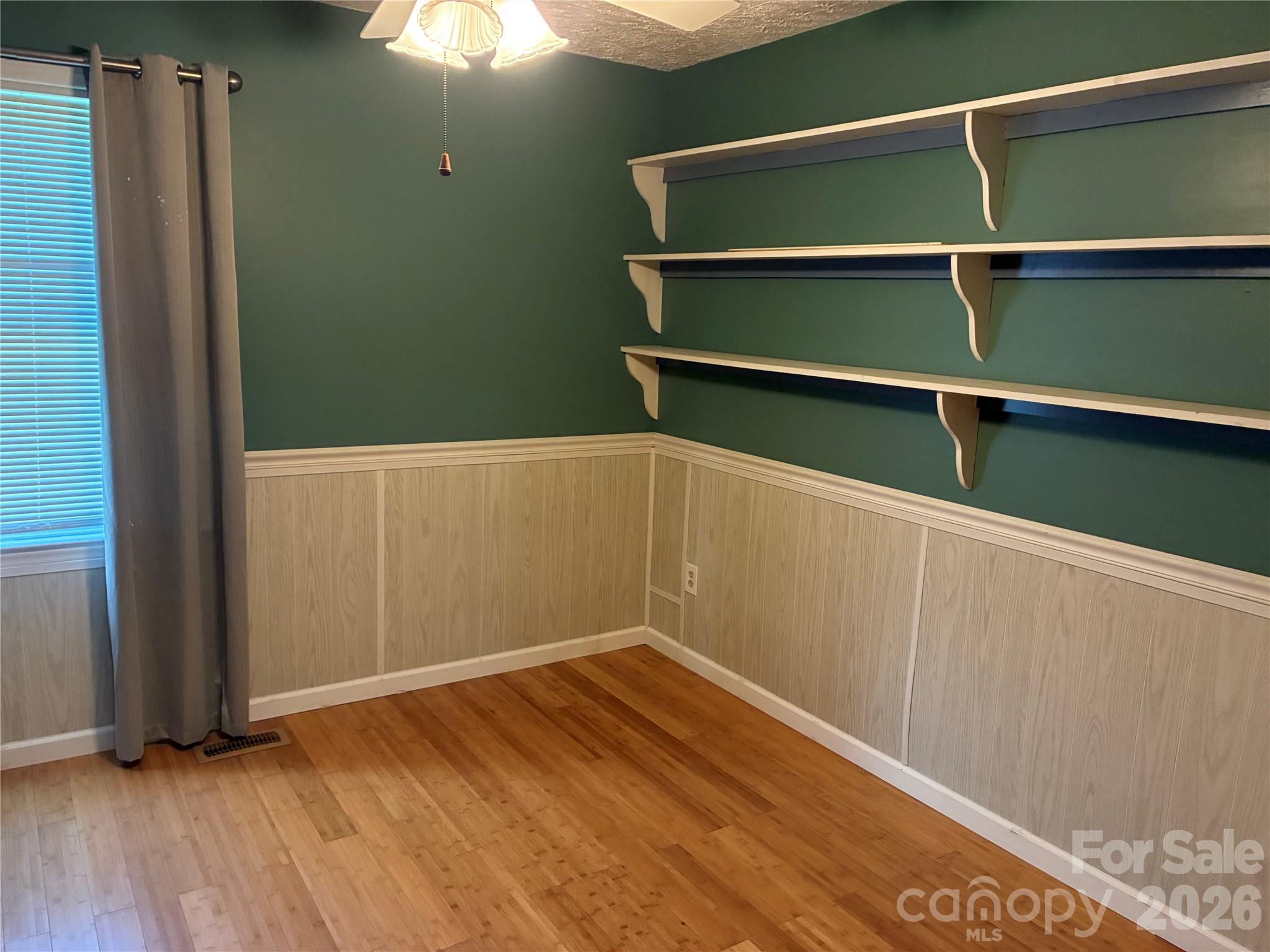 1008 Hopedale Drive Property Photo 15
