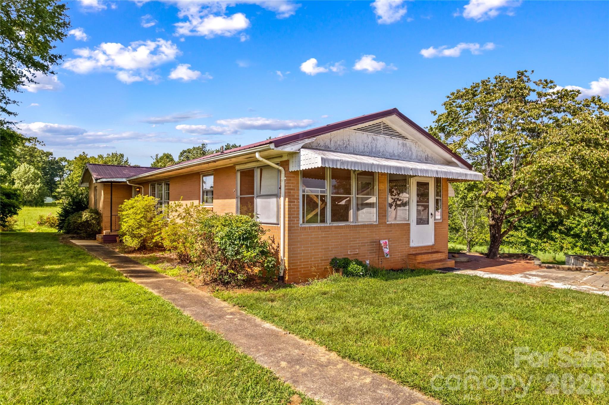 6714 W Nc 10 Highway Property Photo 3