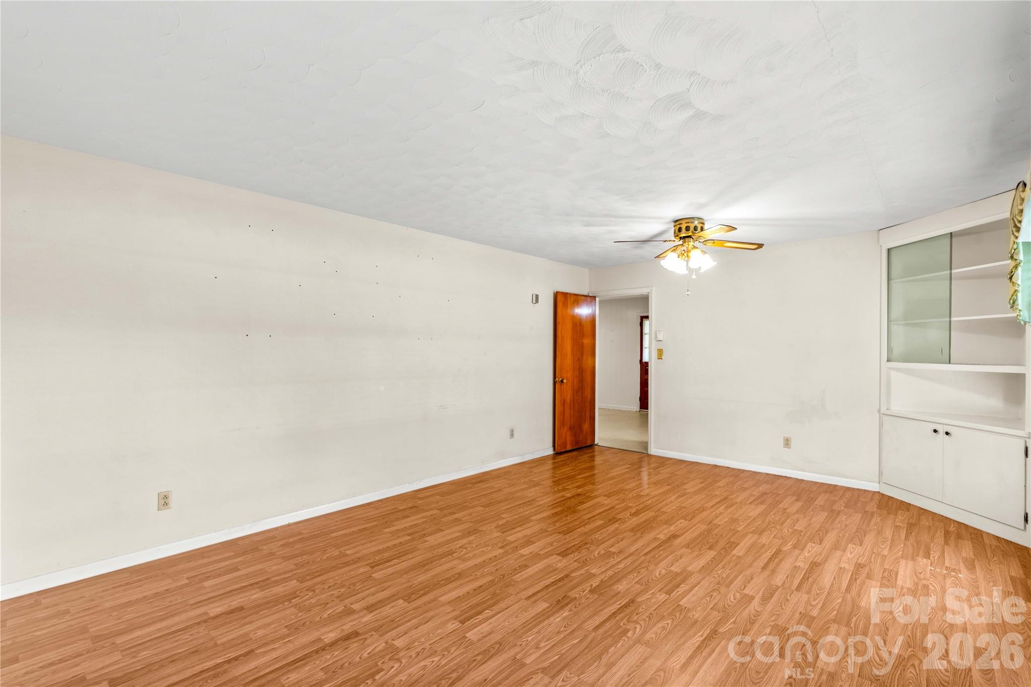 6714 W Nc 10 Highway Property Photo 8