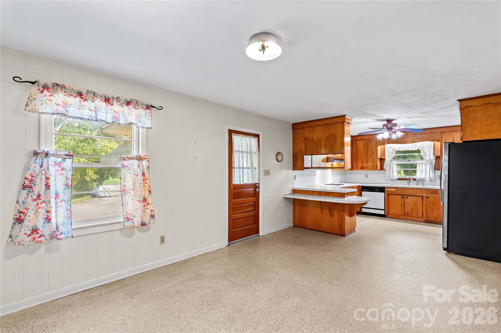 6714 W Nc 10 Highway Property Photo 14
