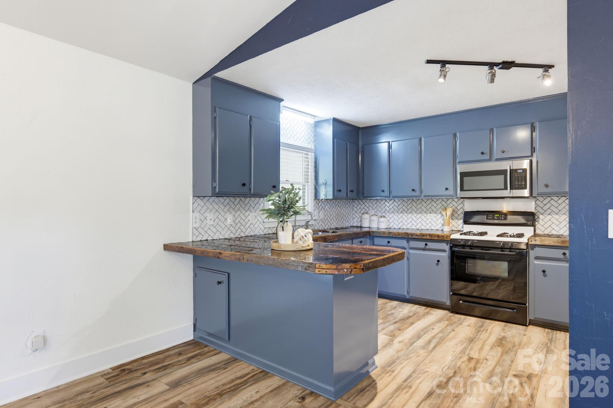 28159 A Poplins Grove Church Road Property Photo 11