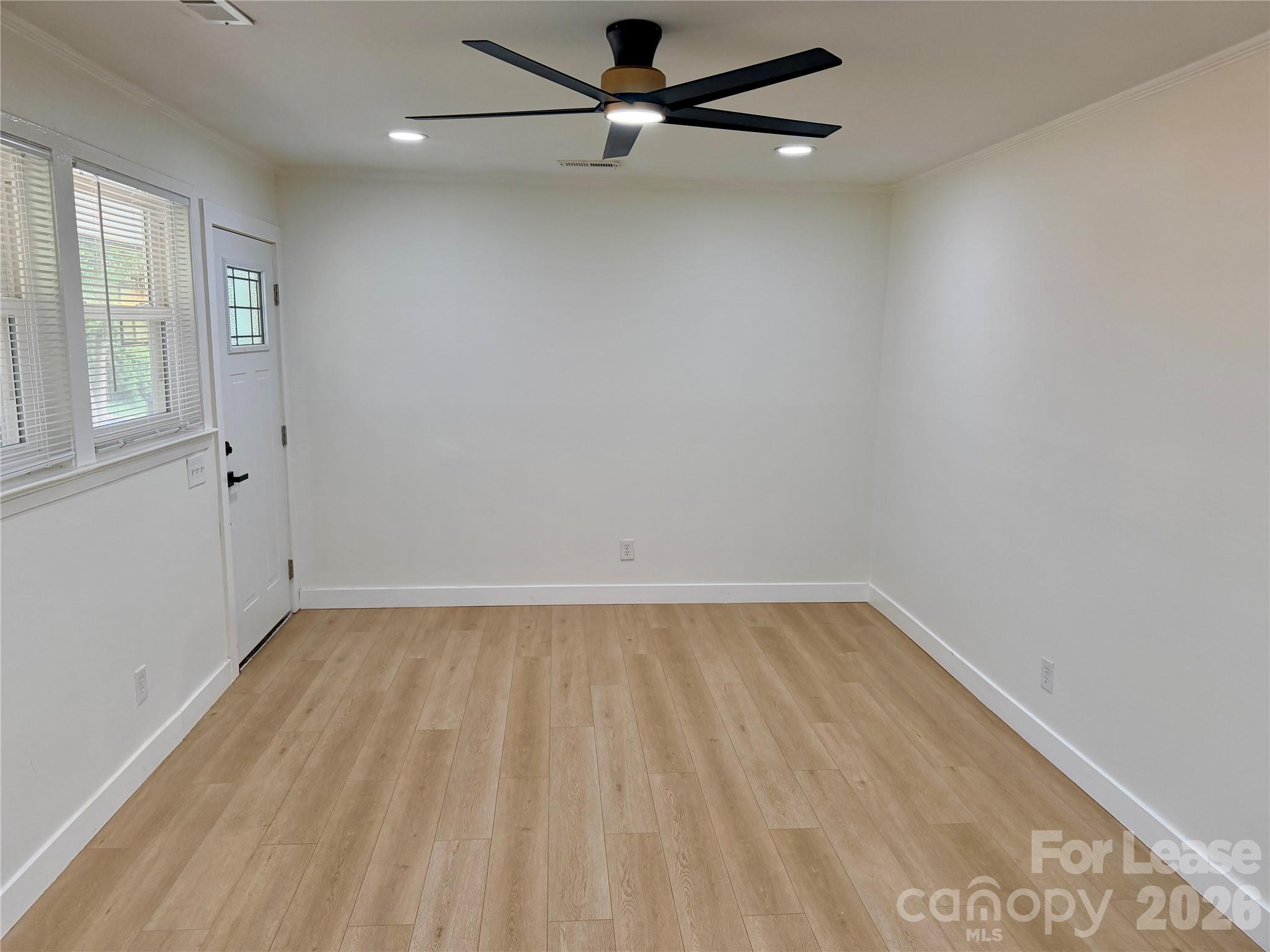 1448 Academy Street Property Photo 3