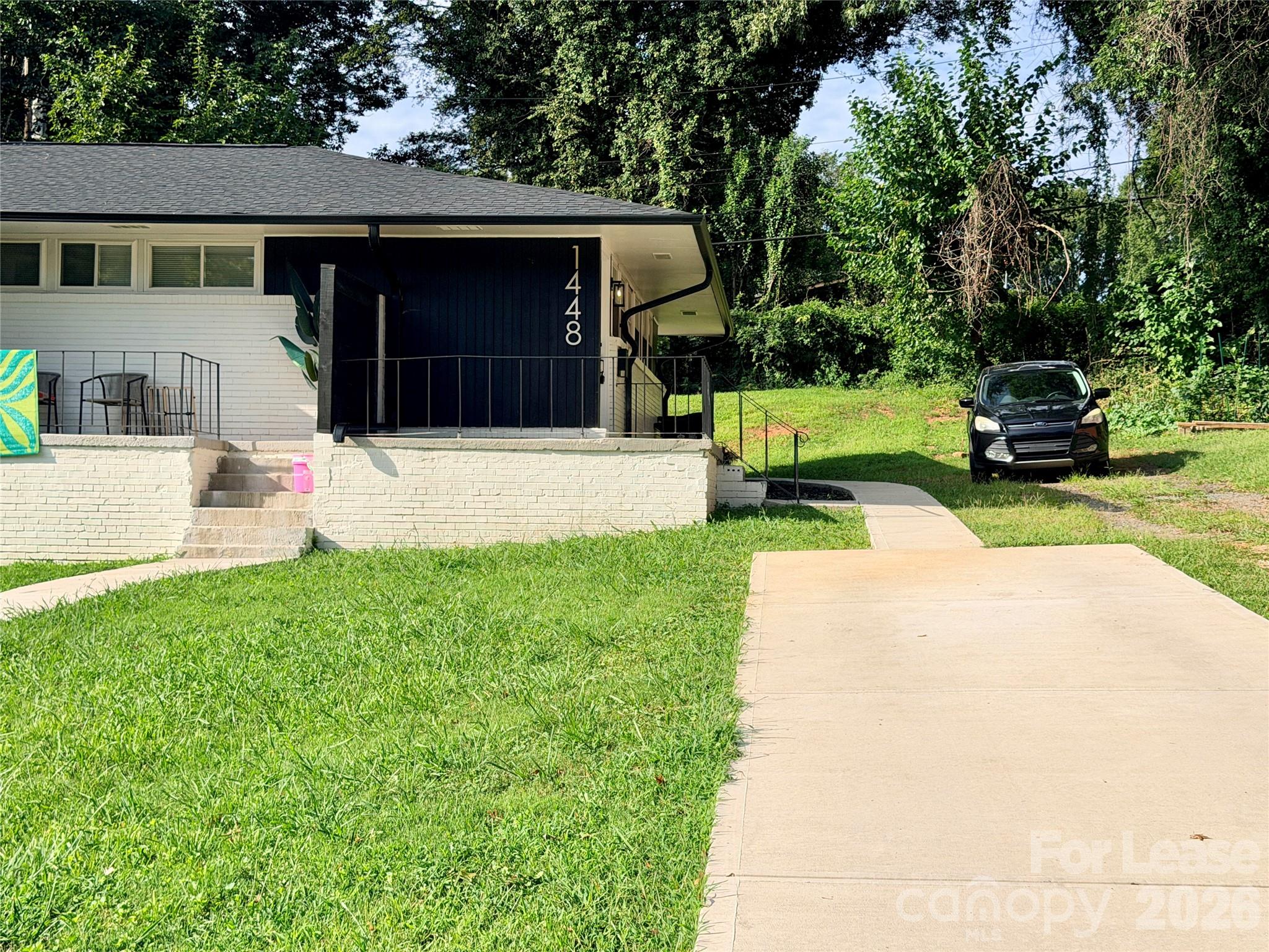 1448 Academy Street Property Photo 24