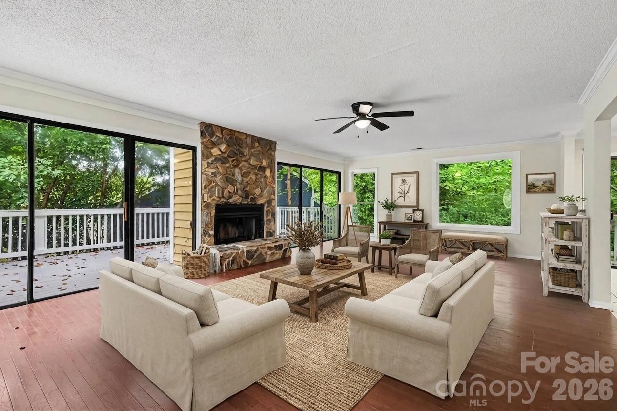 4066 Triton Drive Property Photo 3
