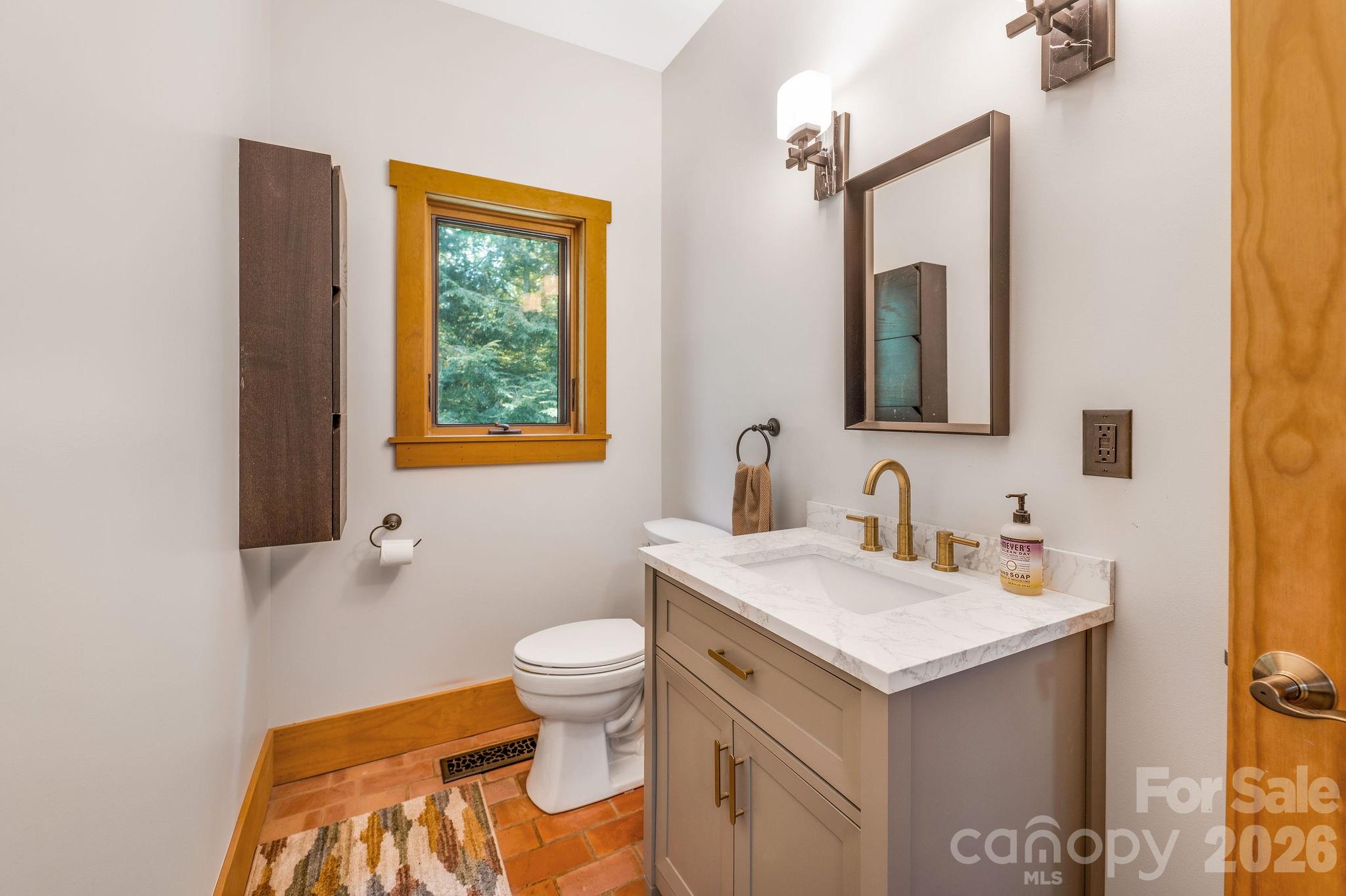 553 River Bend Drive Property Photo 11