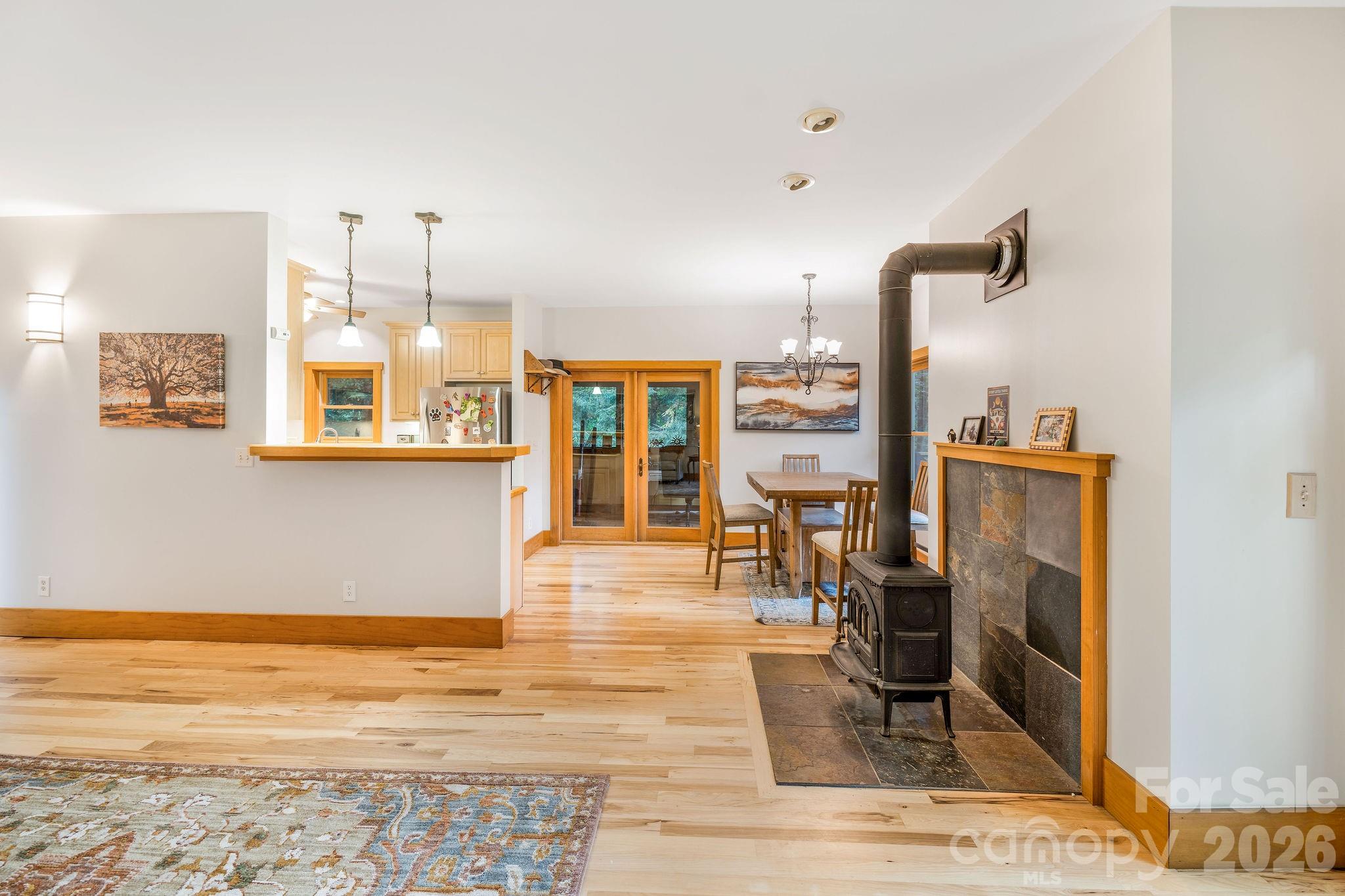 553 River Bend Drive Property Photo 15