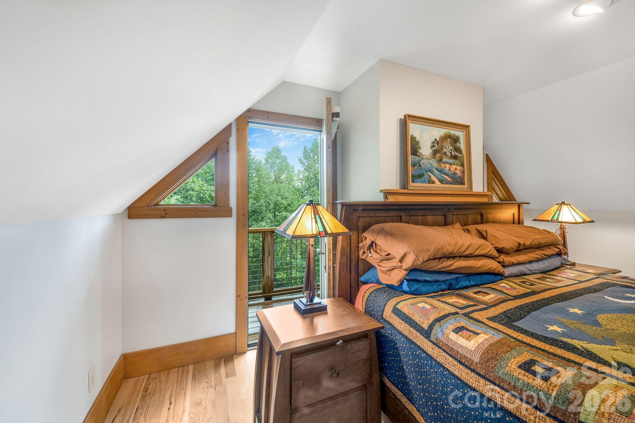 553 River Bend Drive Property Photo 23