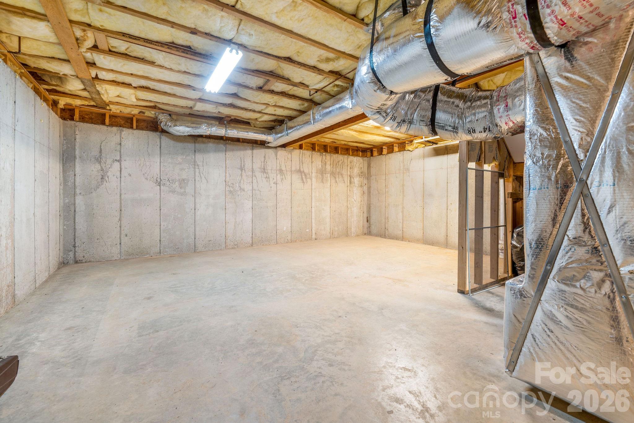 553 River Bend Drive Property Photo 34
