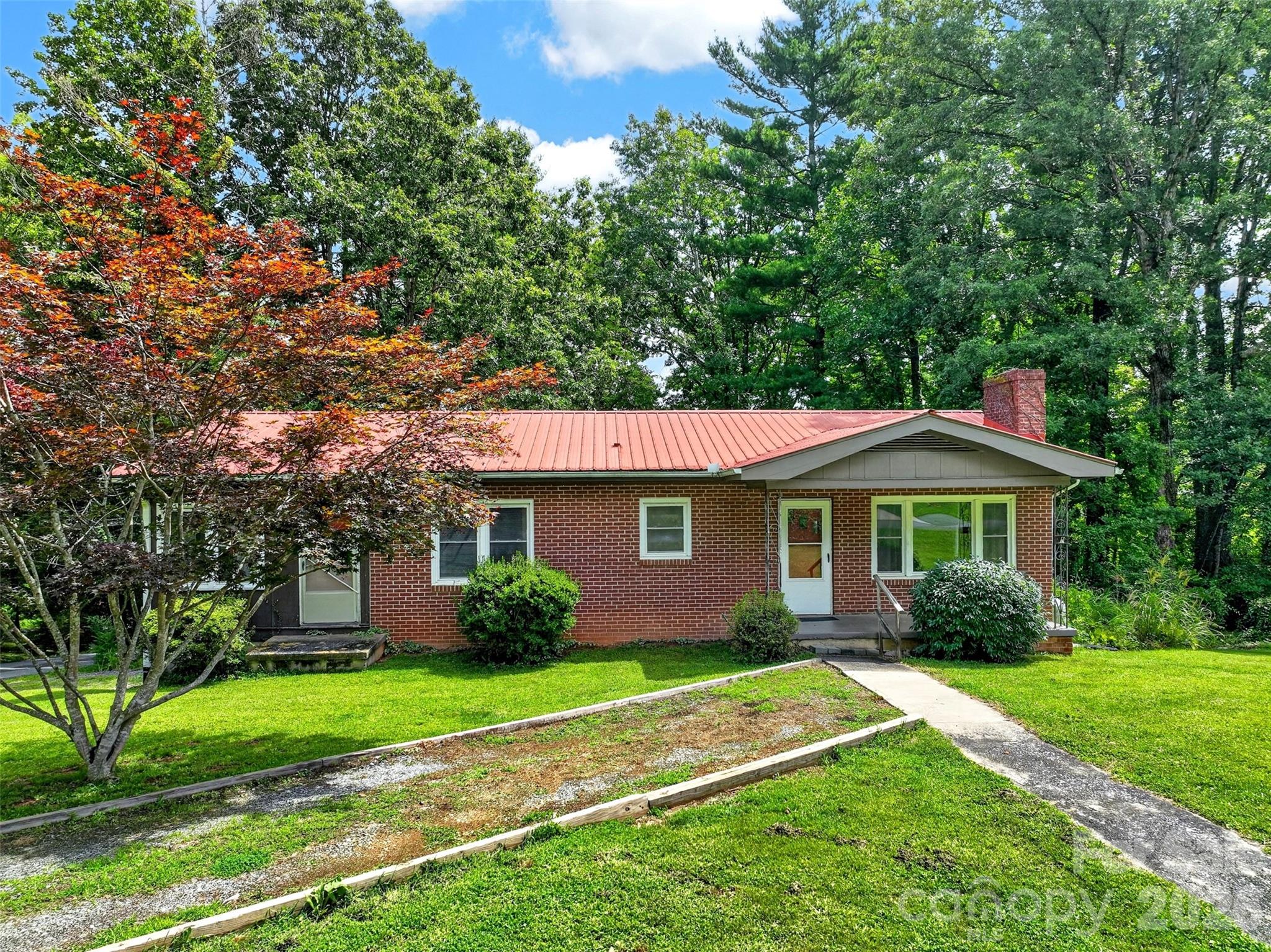 2 White Oak Road Property Photo 3