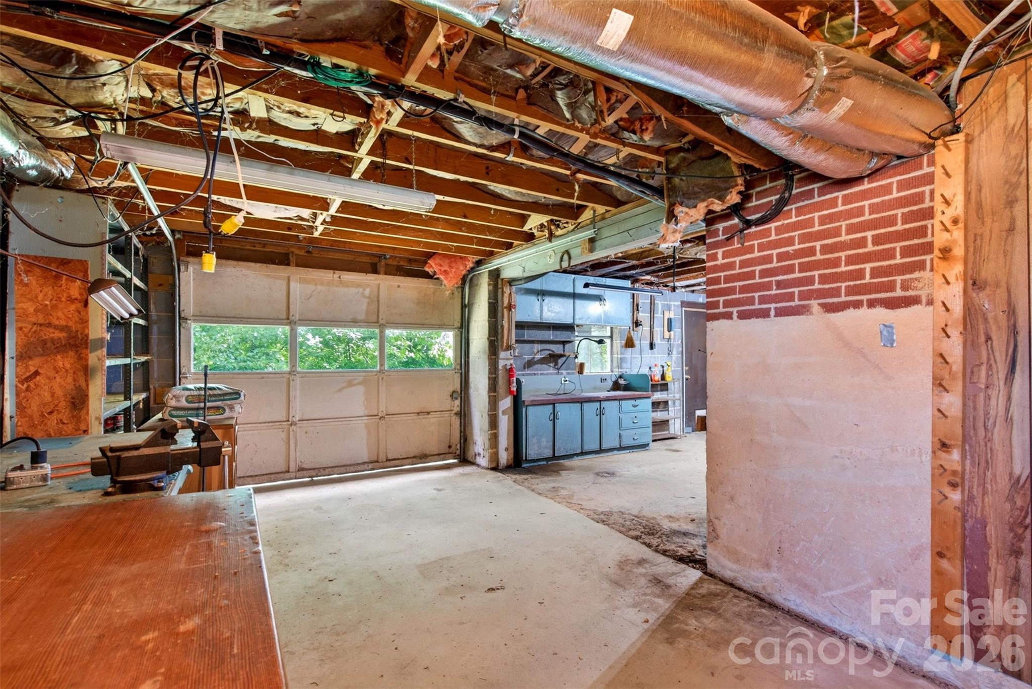 2 White Oak Road Property Photo 33