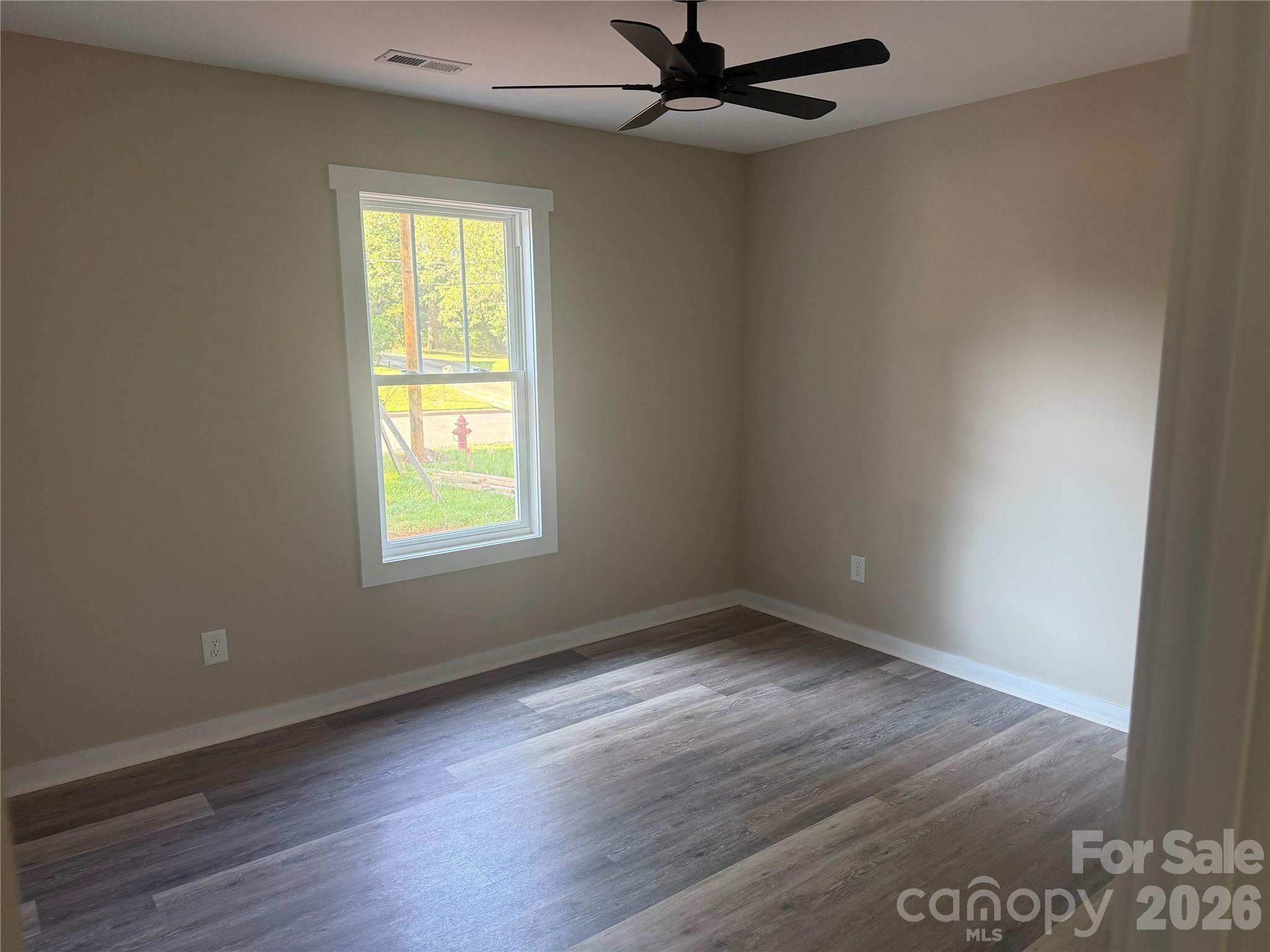 1245 Wendover Avenue Property Photo 9