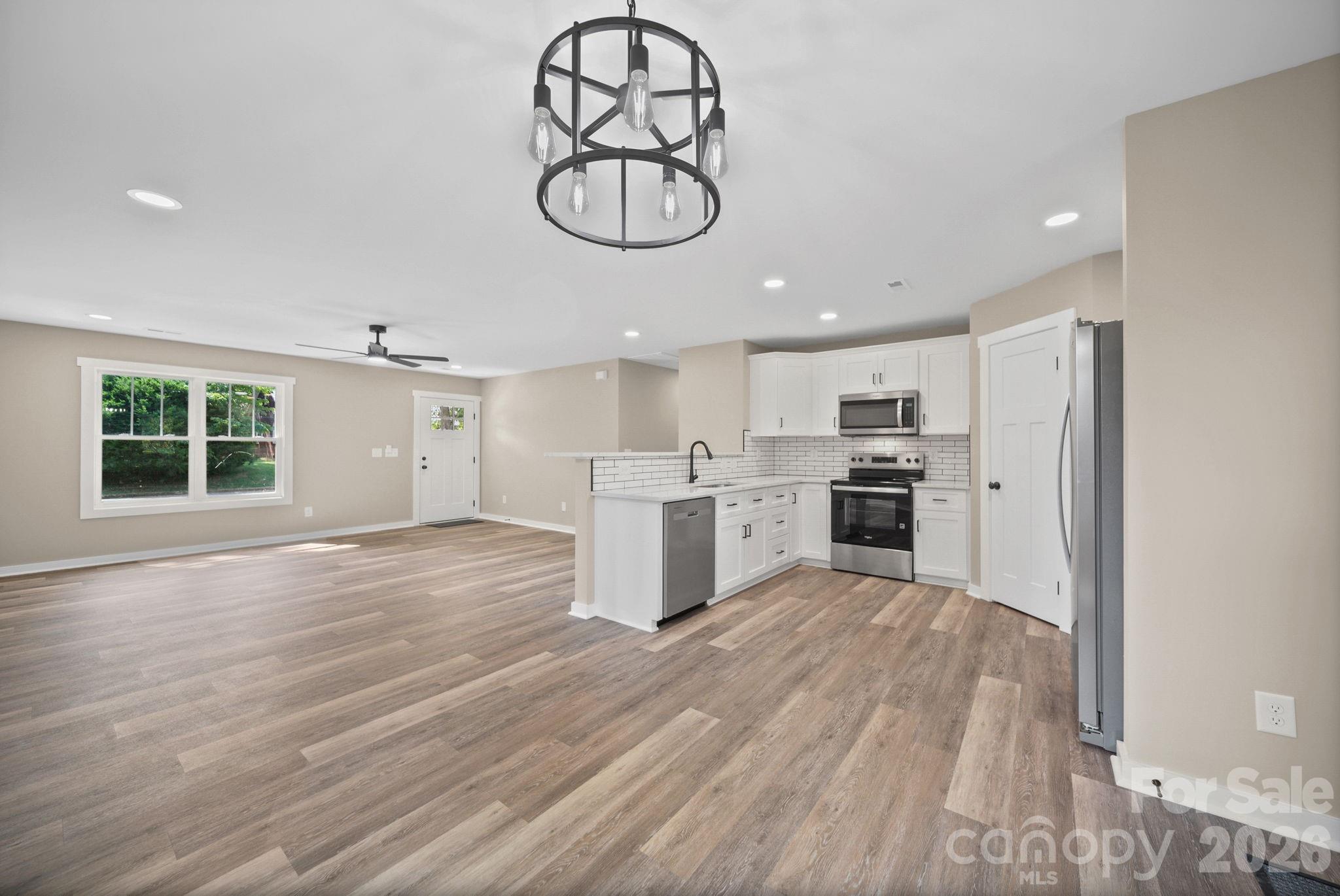 1245 Wendover Avenue Property Photo 10