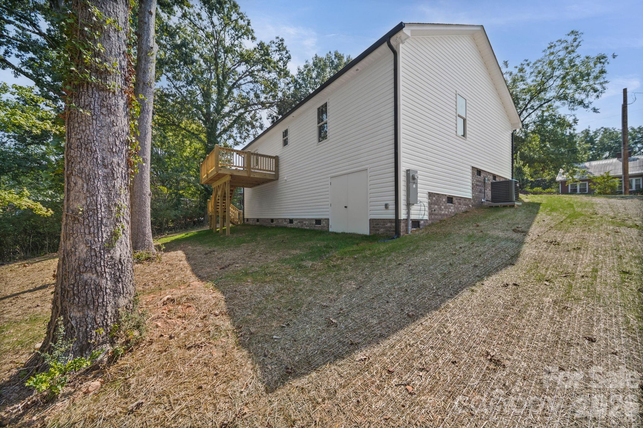 1245 Wendover Avenue Property Photo 29
