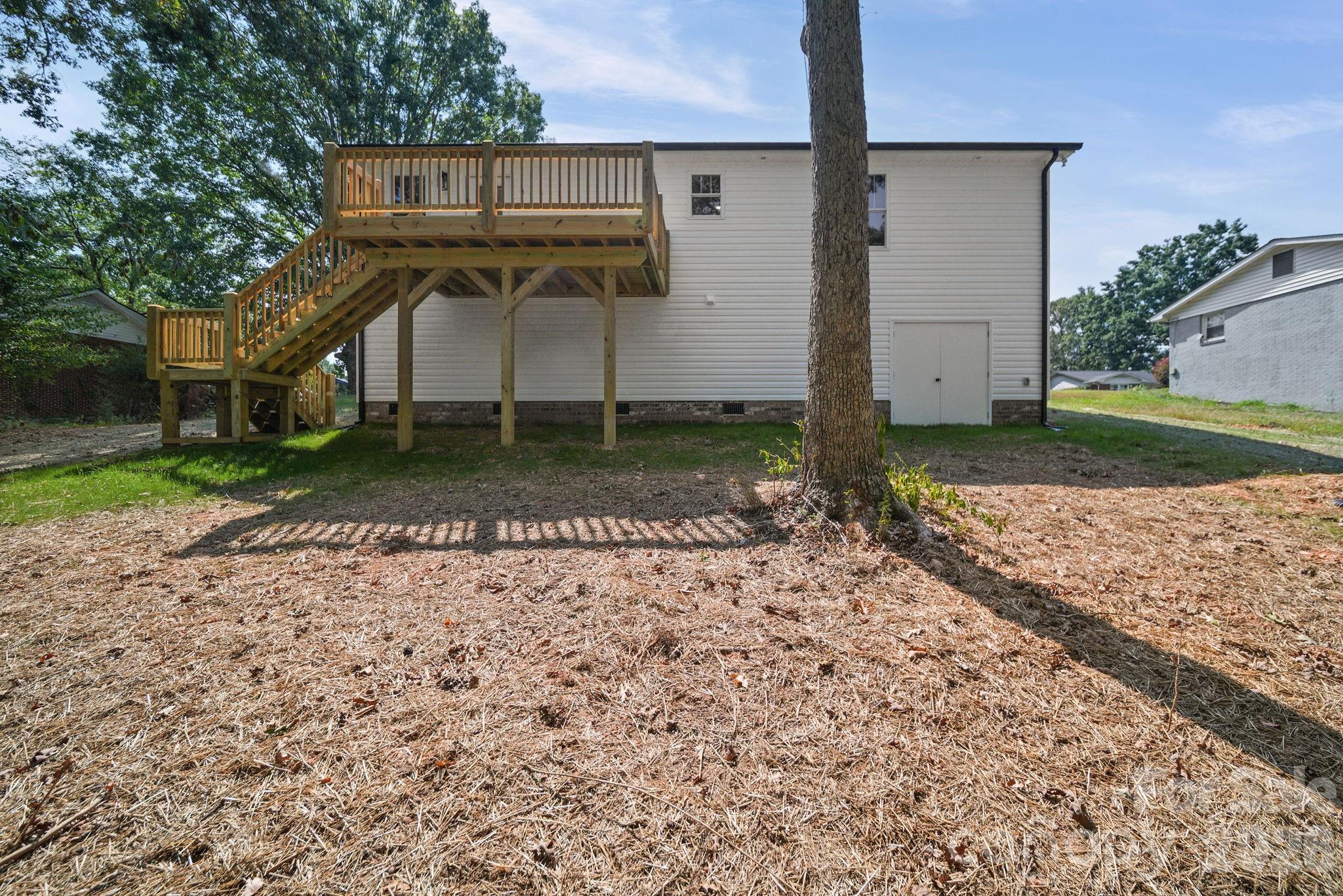 1245 Wendover Avenue Property Photo 30