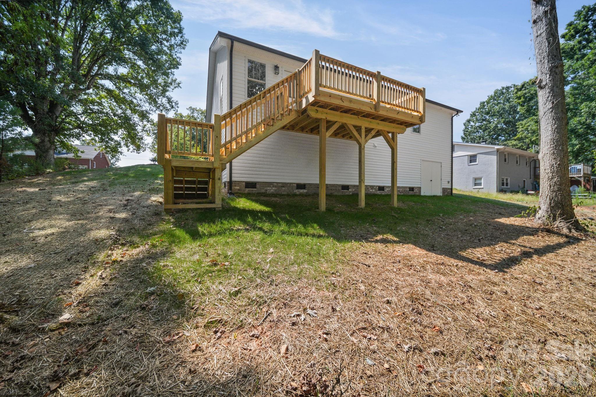1245 Wendover Avenue Property Photo 31