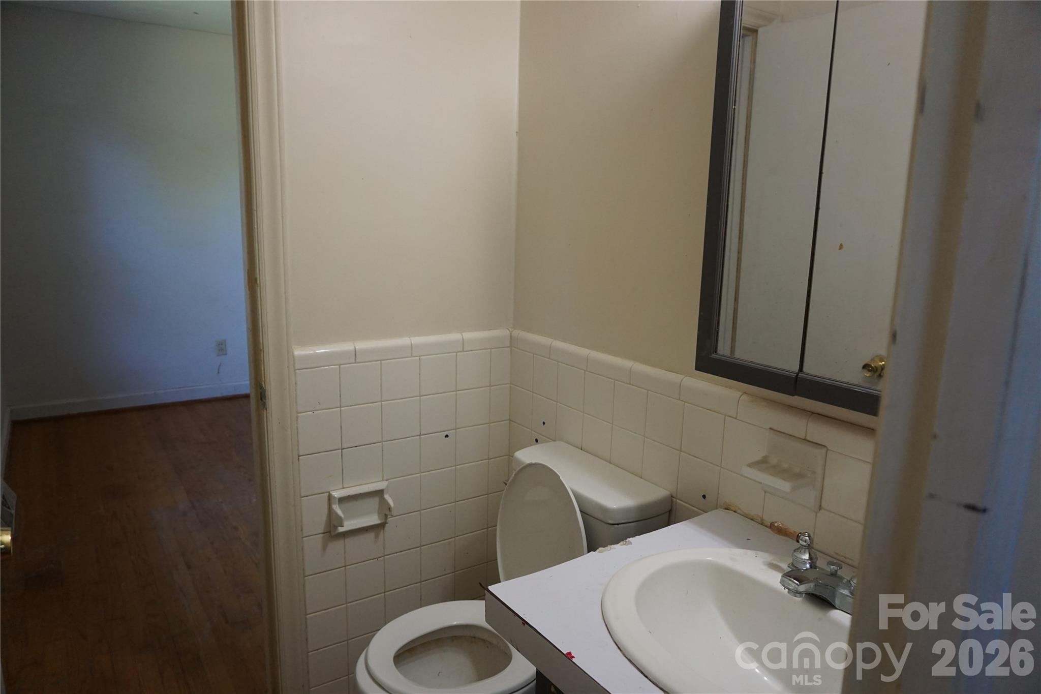 5214 Northview Drive Property Photo 16