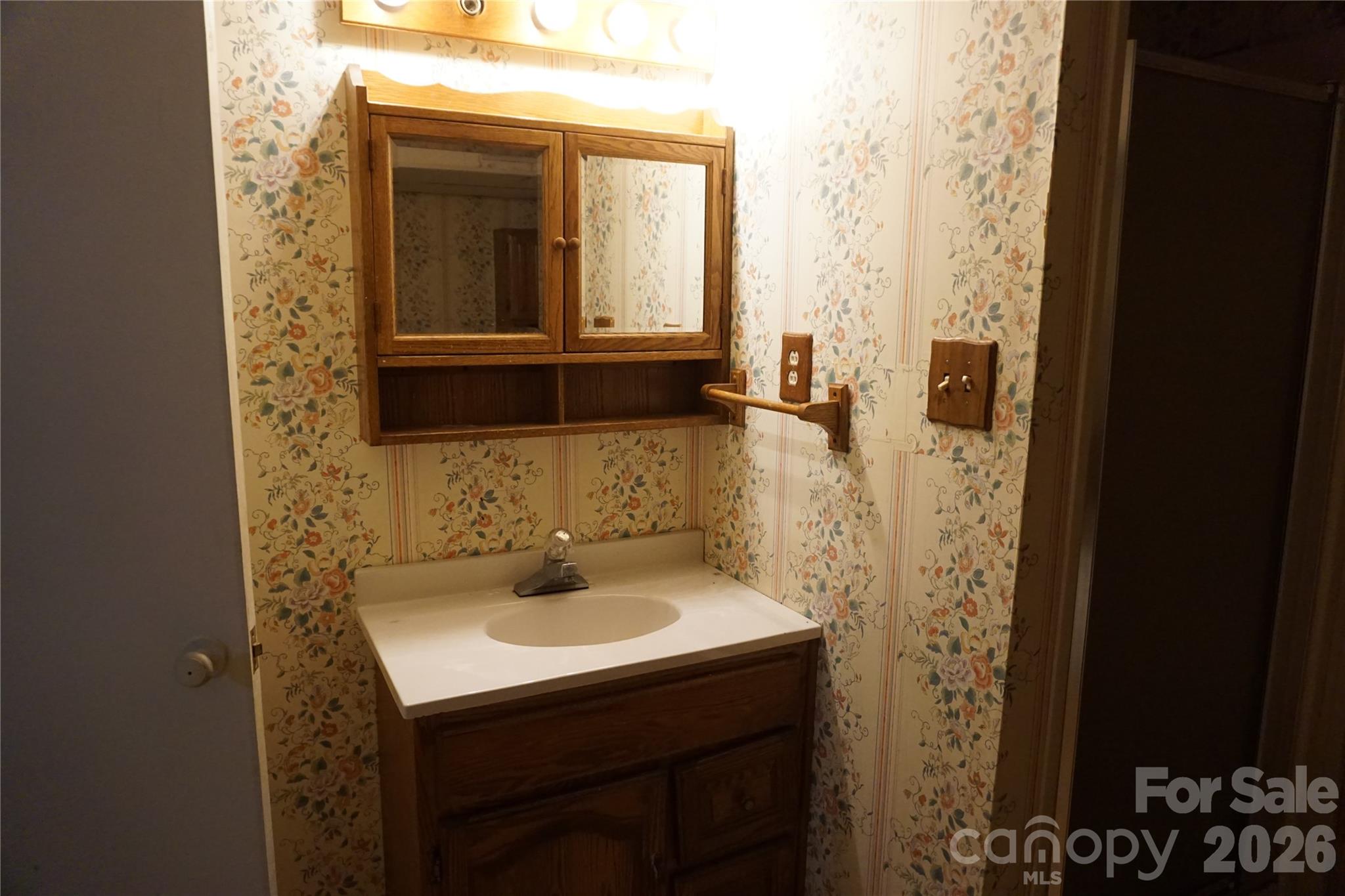 5214 Northview Drive Property Photo 24