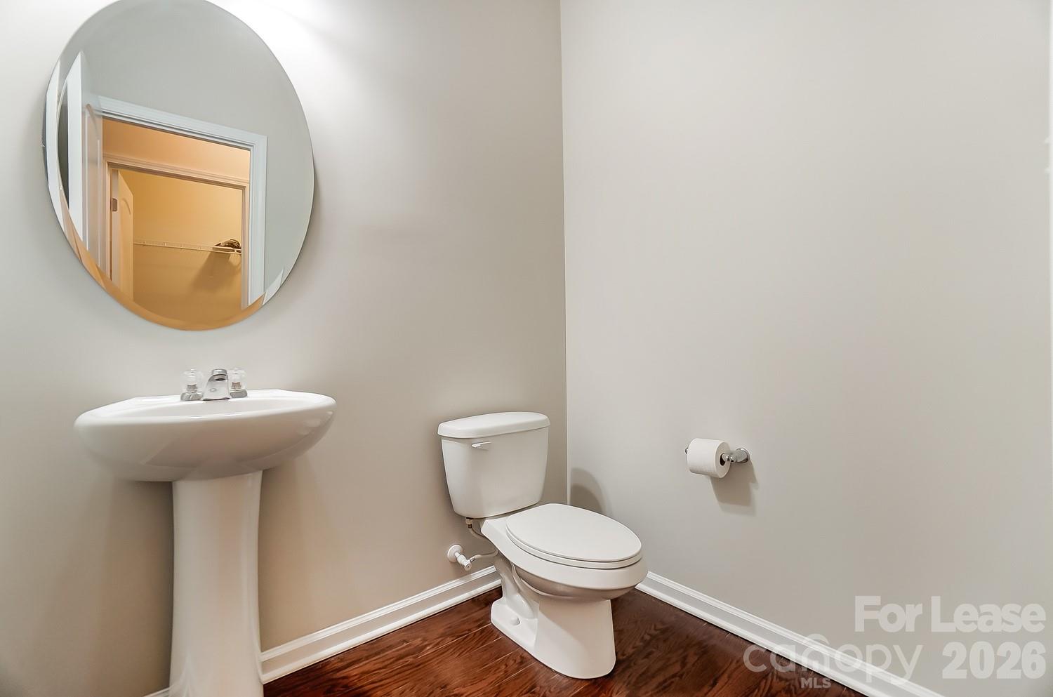 1934 Madeira Circle Property Photo 12