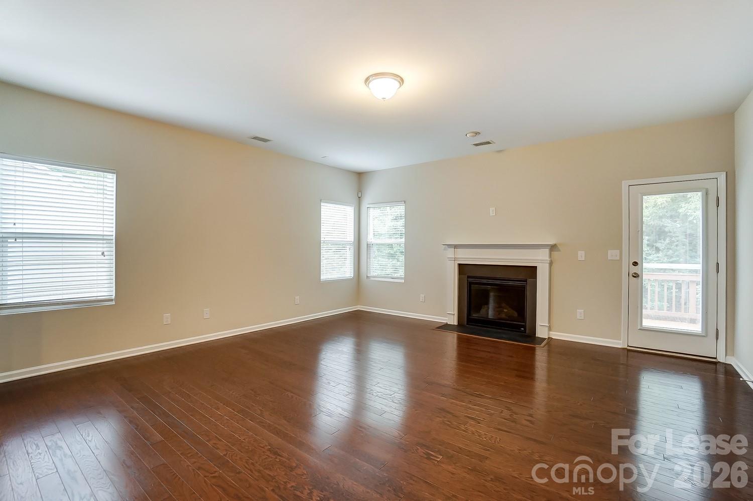 1934 Madeira Circle Property Photo 19