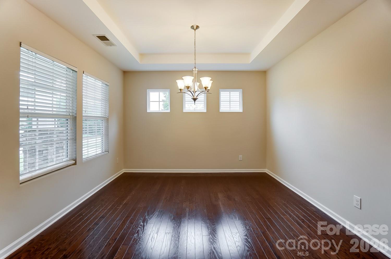 1934 Madeira Circle Property Photo 33