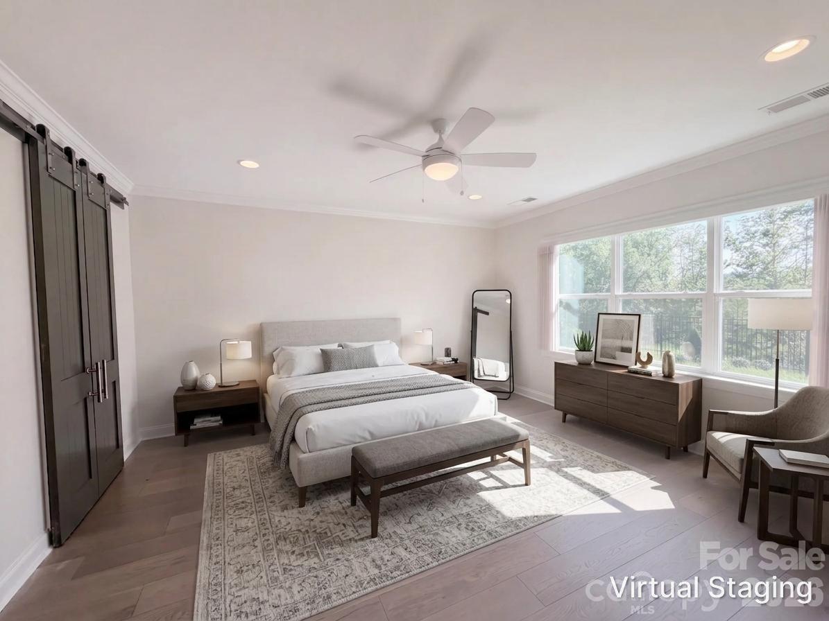 5989 Pier Drive Property Photo 9