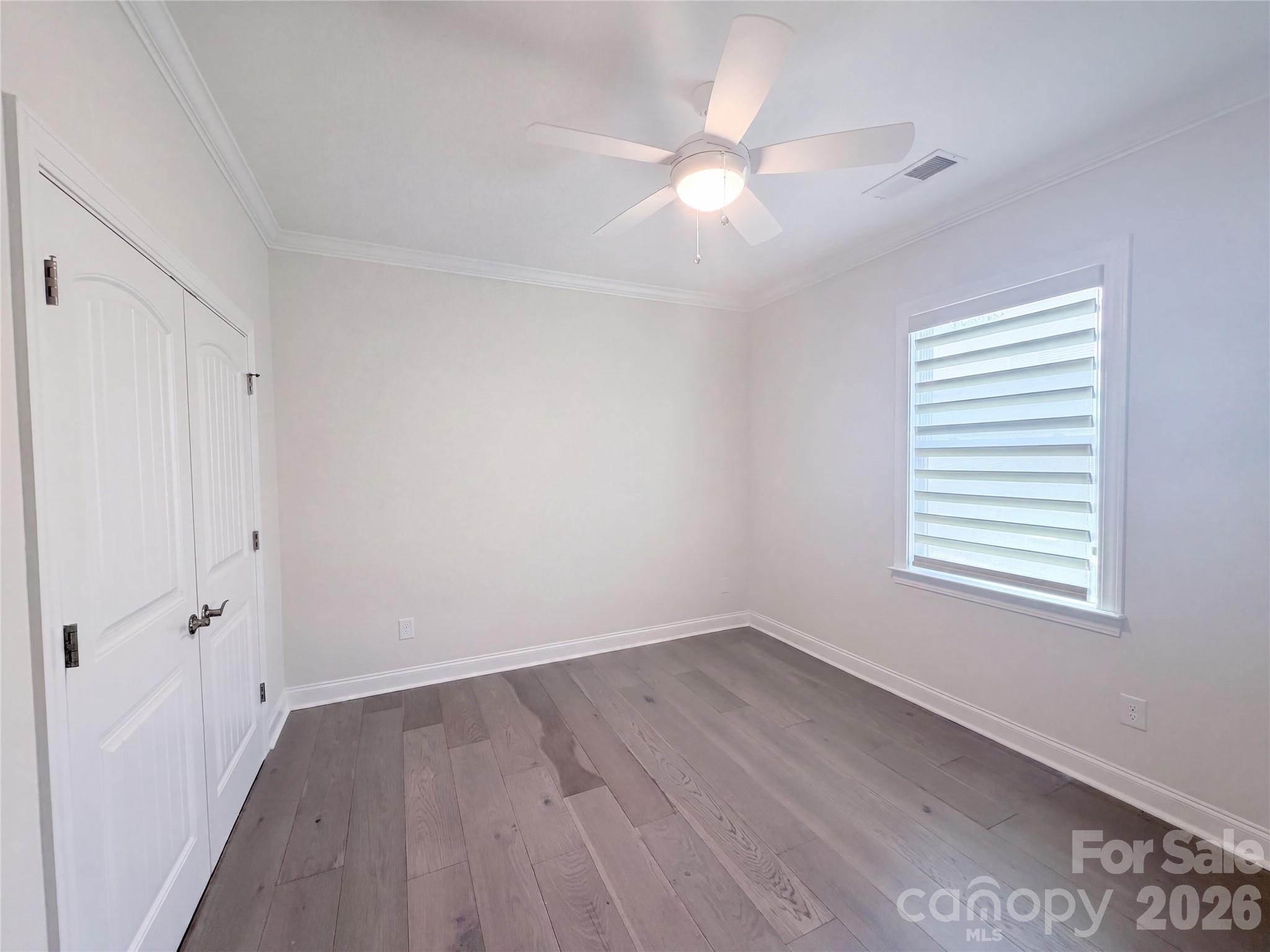 5989 Pier Drive Property Photo 11