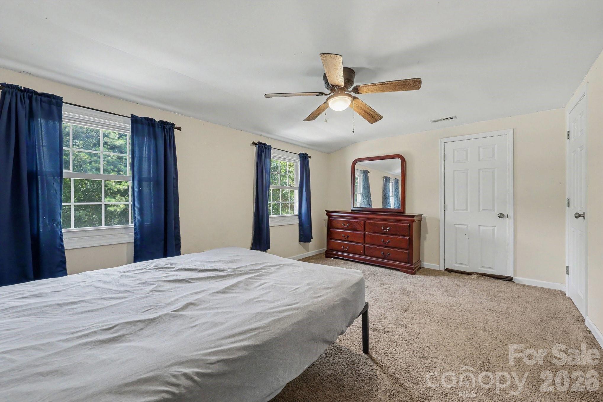 720 Oakmont Drive Property Photo 27