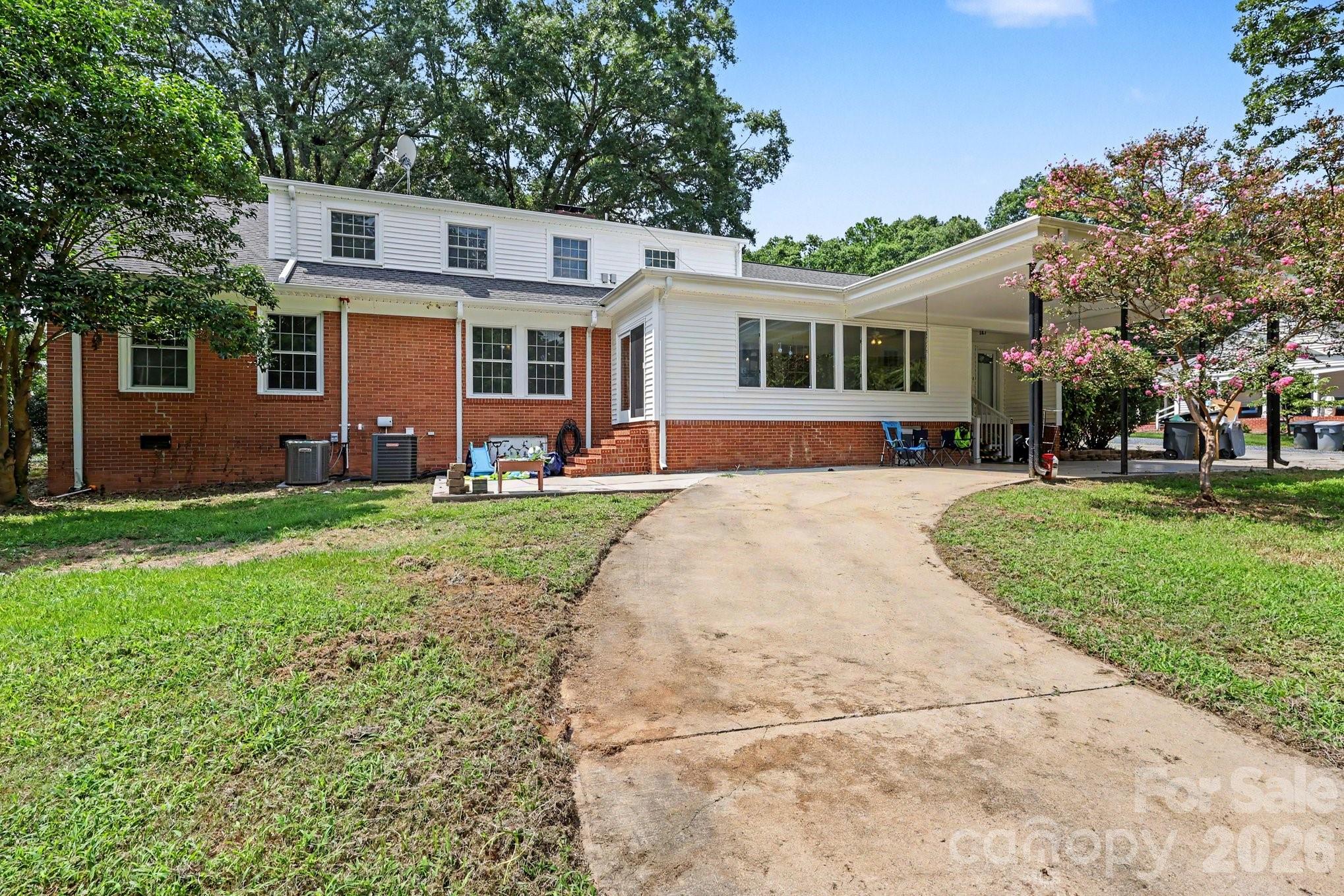 720 Oakmont Drive Property Photo 38