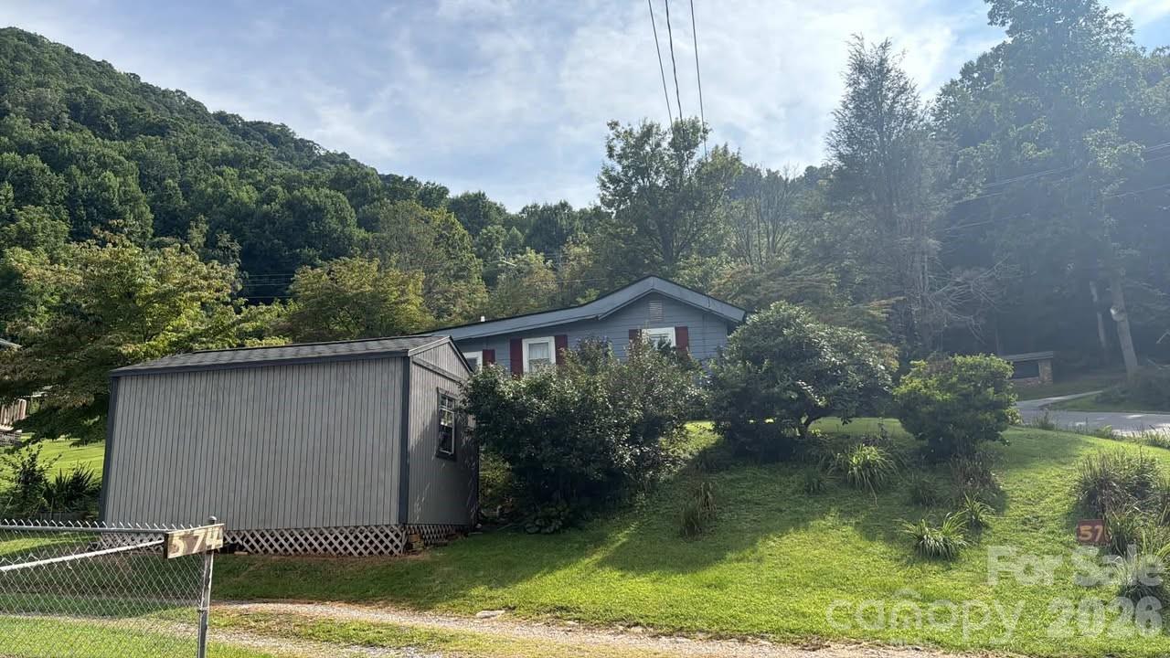 574 And 576 Paint Fork Road Property Photo 12