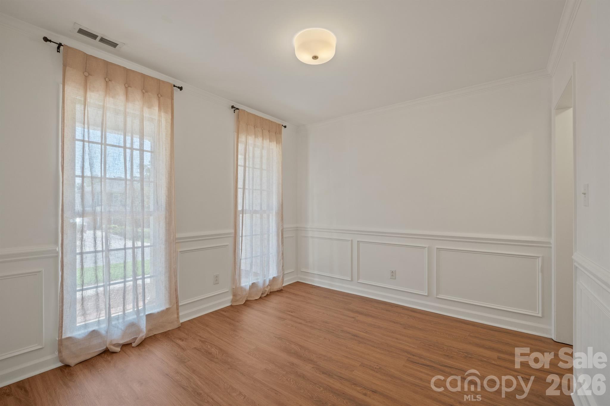 3618 Easthampton Drive Property Photo 5