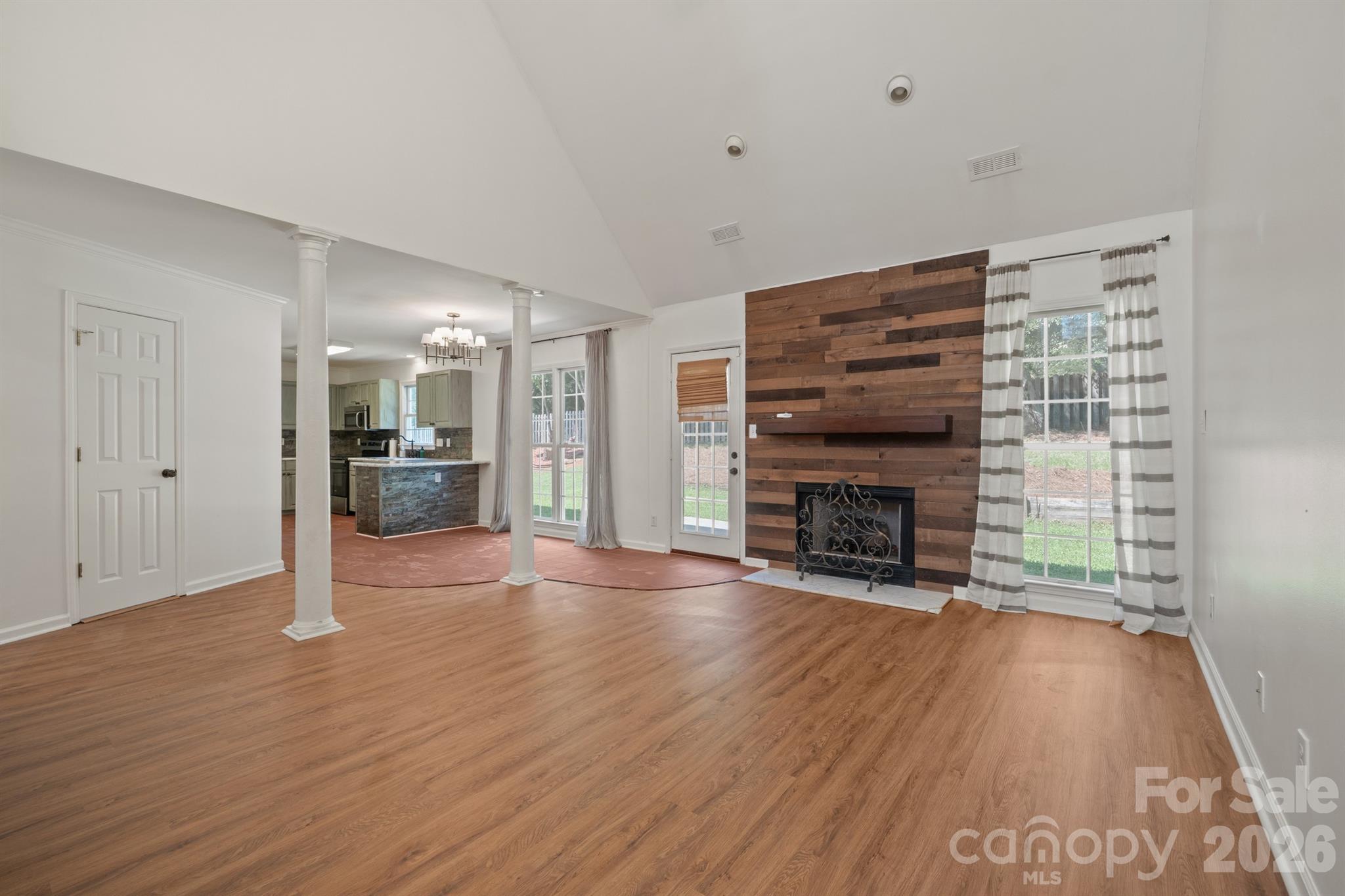 3618 Easthampton Drive Property Photo 11
