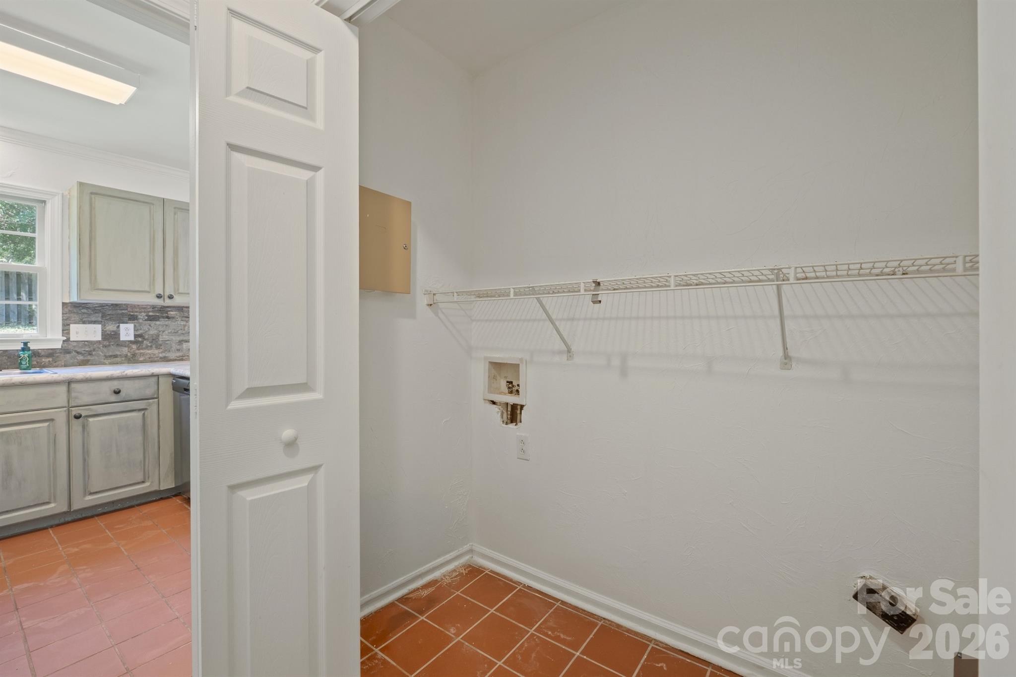3618 Easthampton Drive Property Photo 16