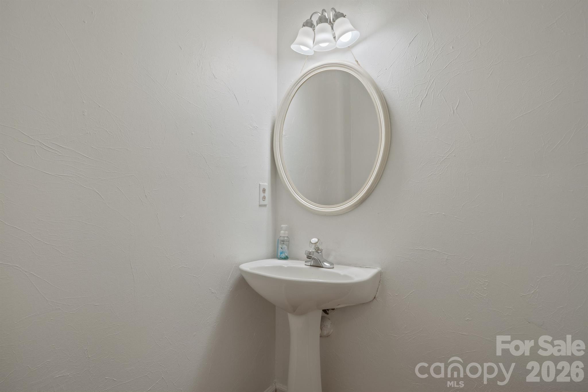 3618 Easthampton Drive Property Photo 17