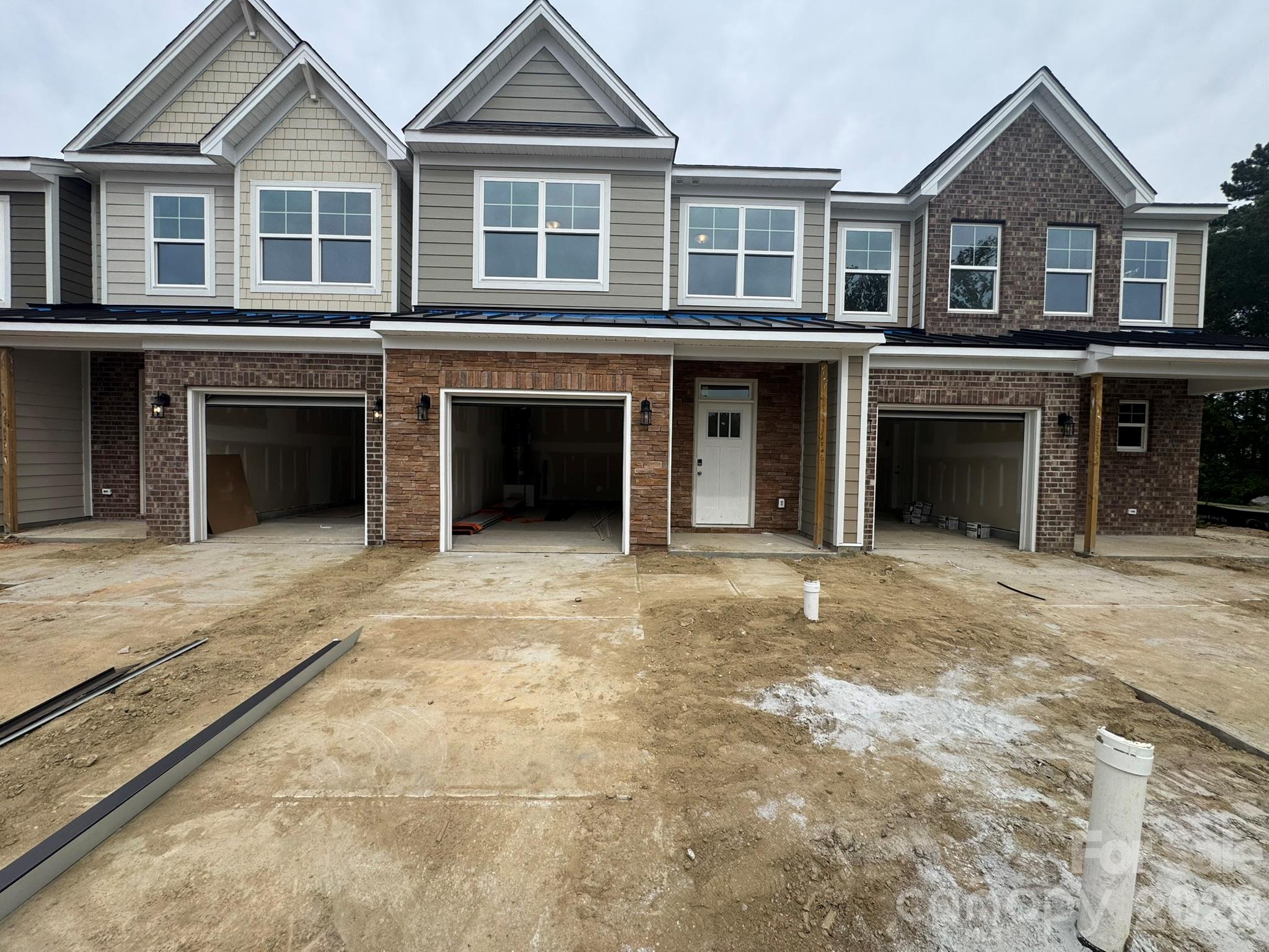 4308 Black Court Property Photo 1