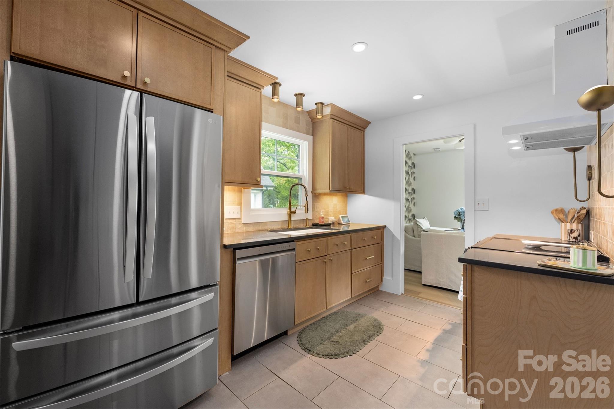 7735 Surreywood Place Property Photo 7