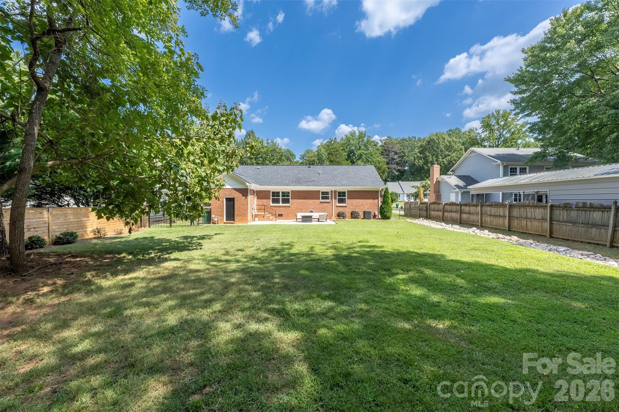 7735 Surreywood Place Property Photo 39