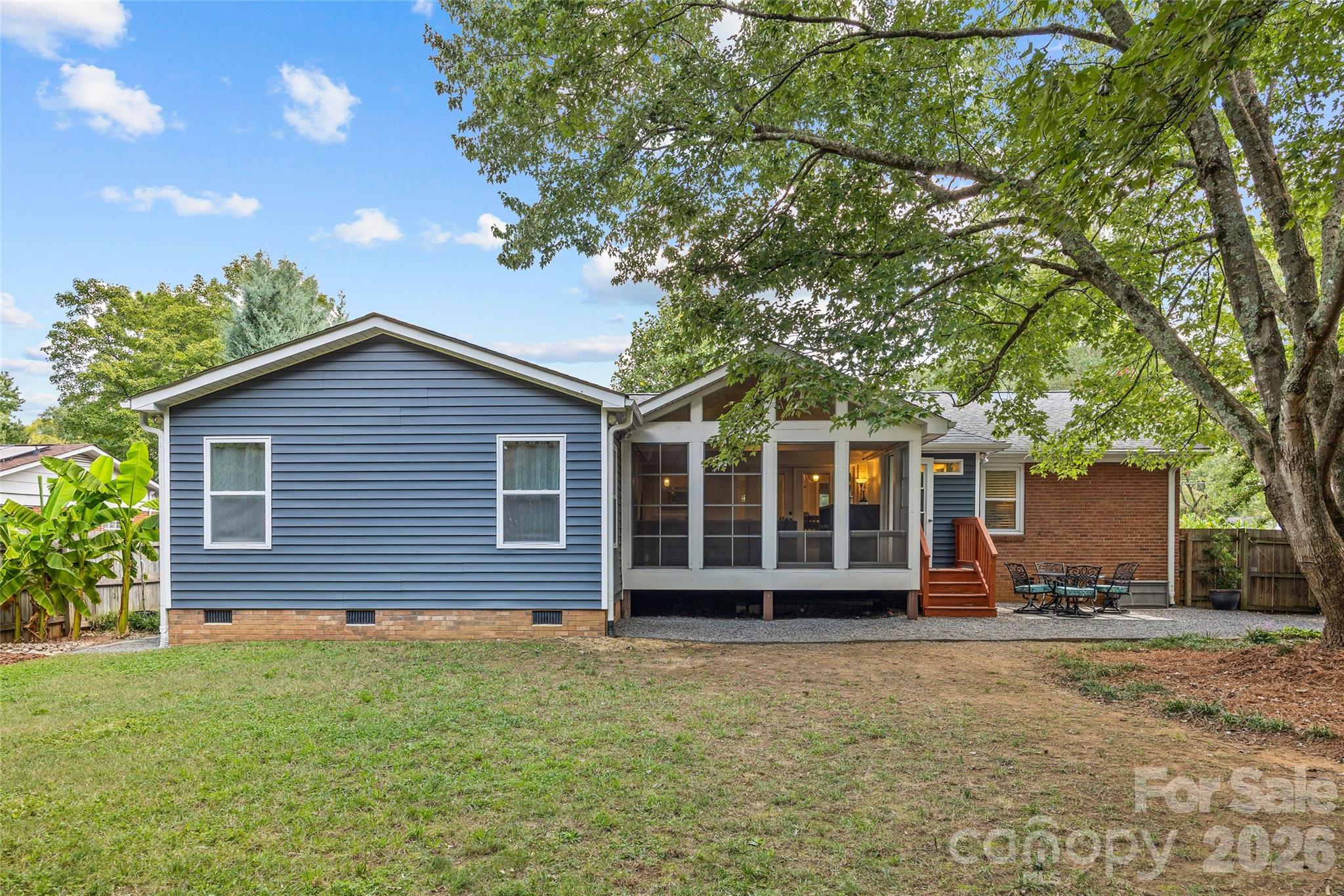 7400 Thorncliff Drive Property Photo 28