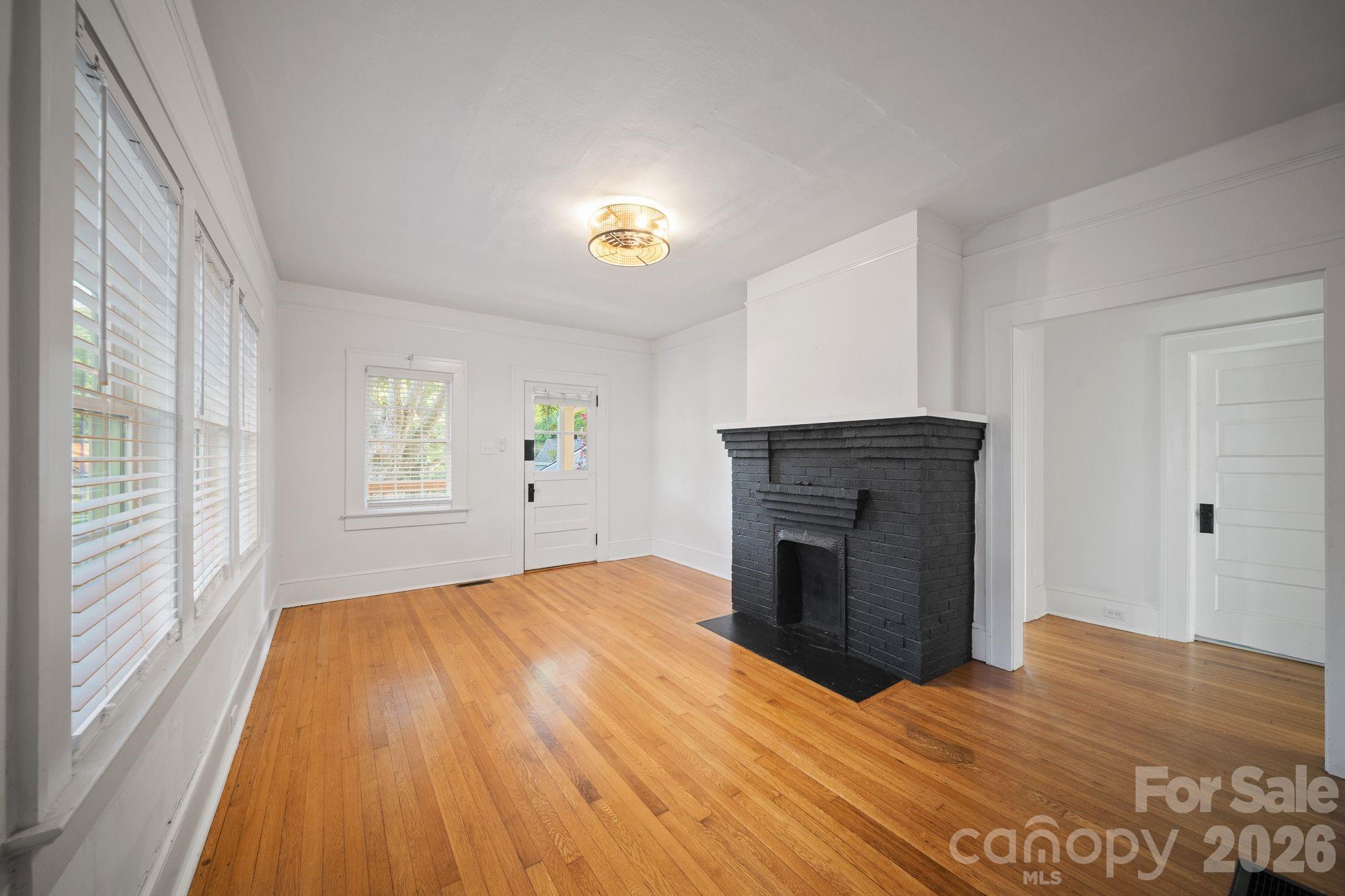 124 State Street Property Photo 6