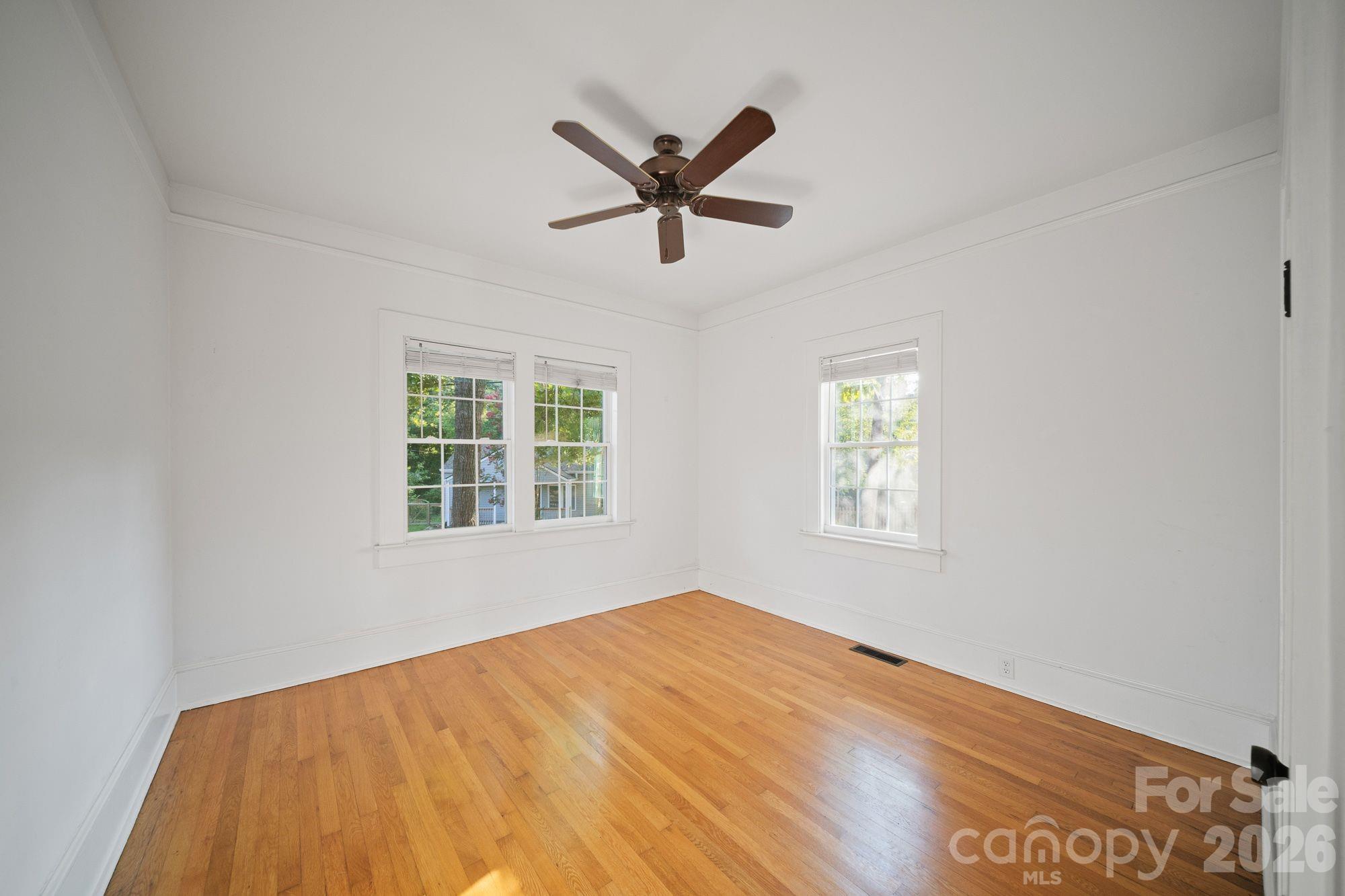 124 State Street Property Photo 10