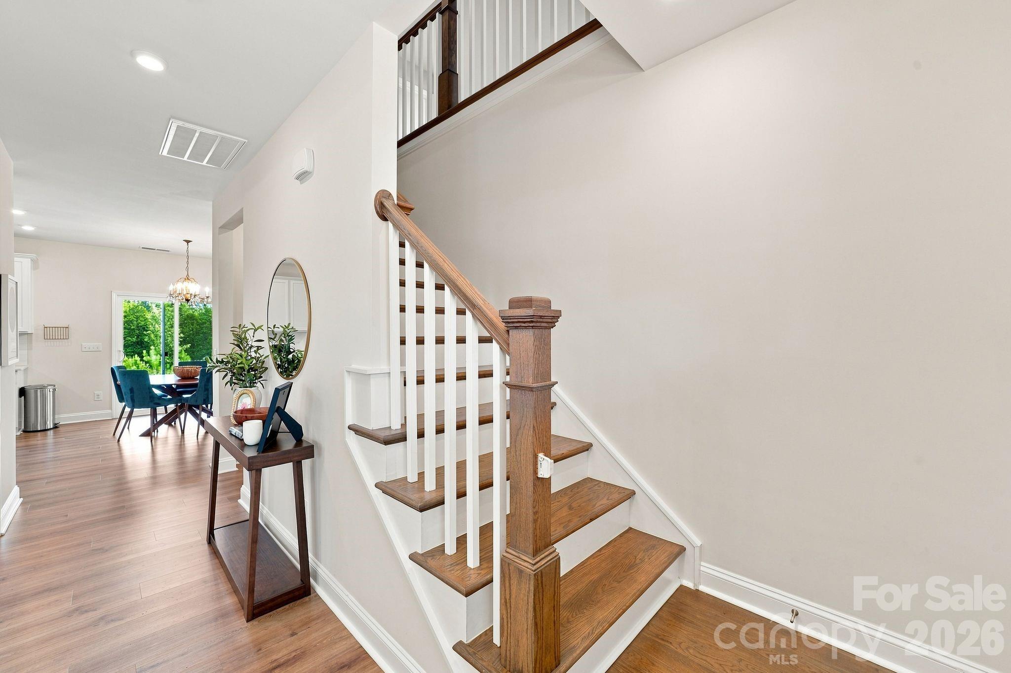 1533 Cedar Tree Drive Property Photo 6