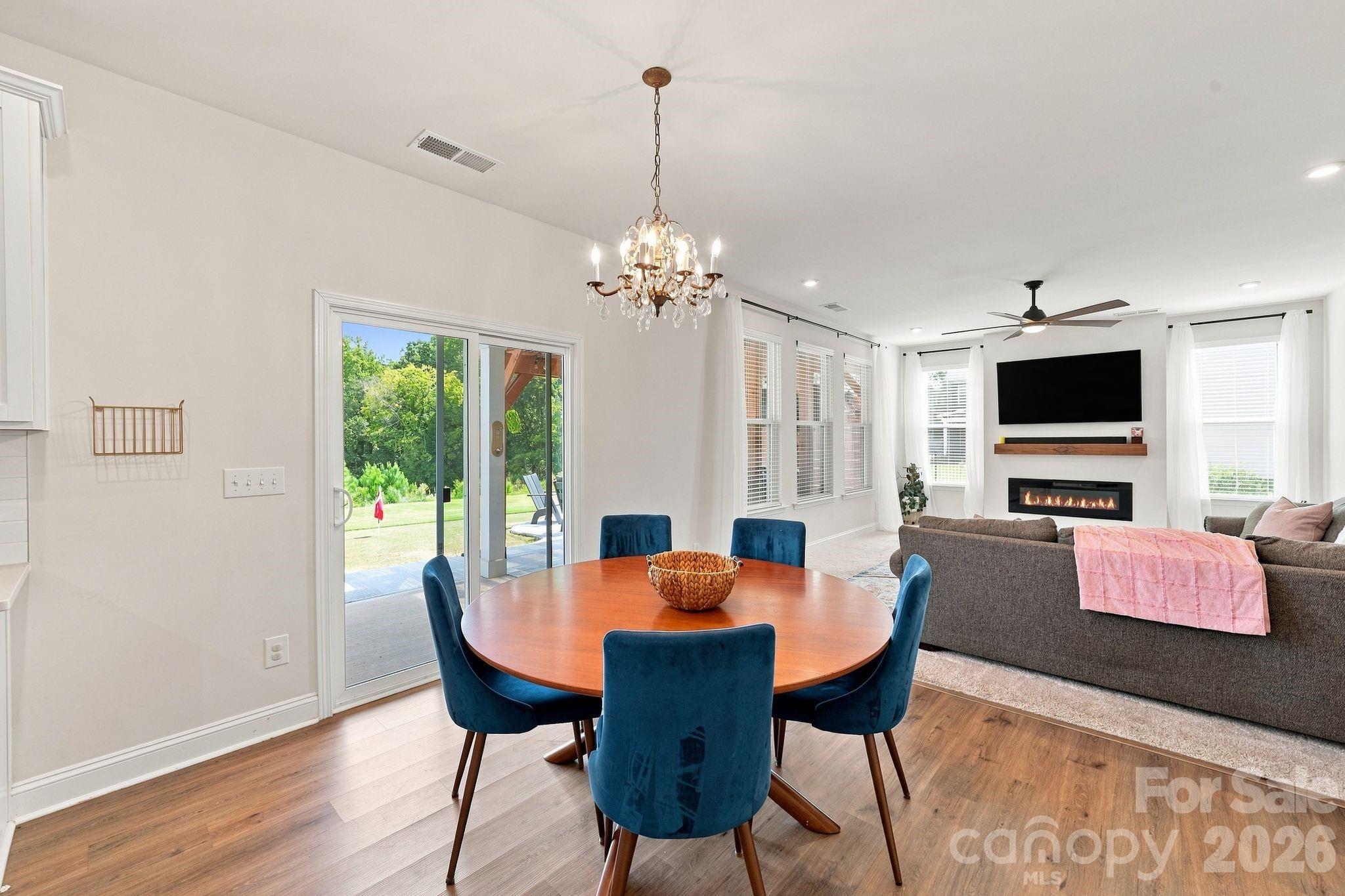 1533 Cedar Tree Drive Property Photo 13