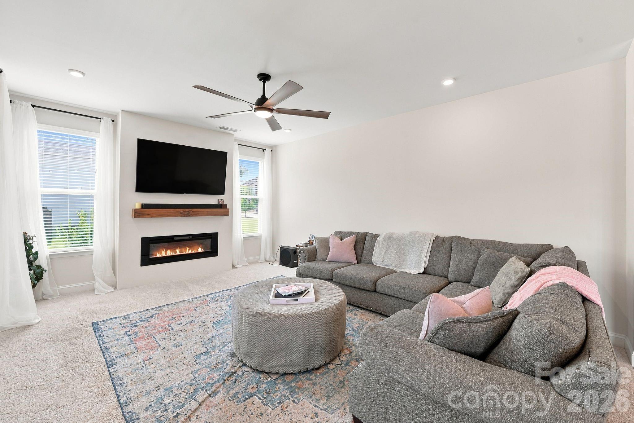 1533 Cedar Tree Drive Property Photo 14