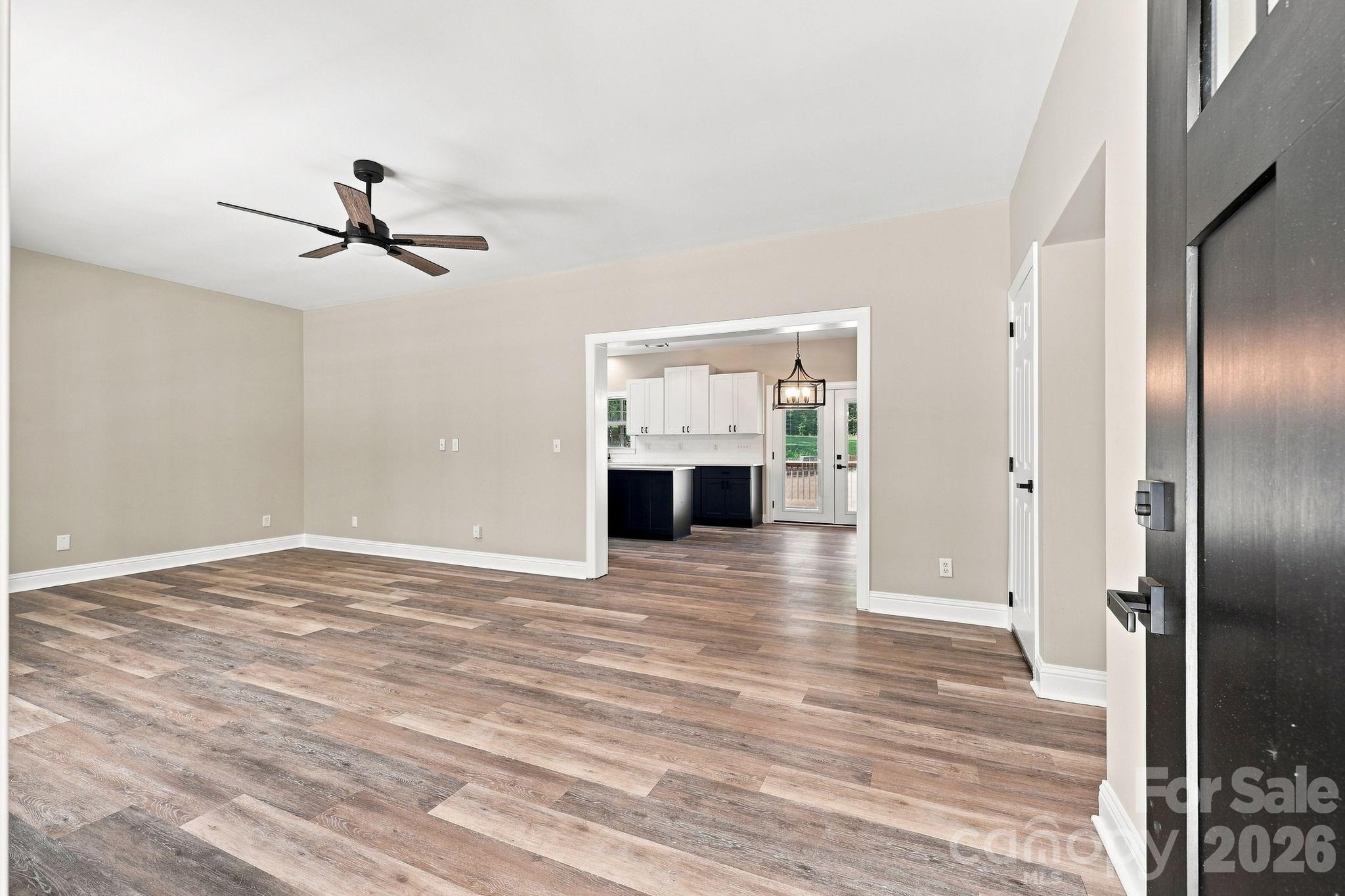 1395 Ebenezer Road Property Photo 5