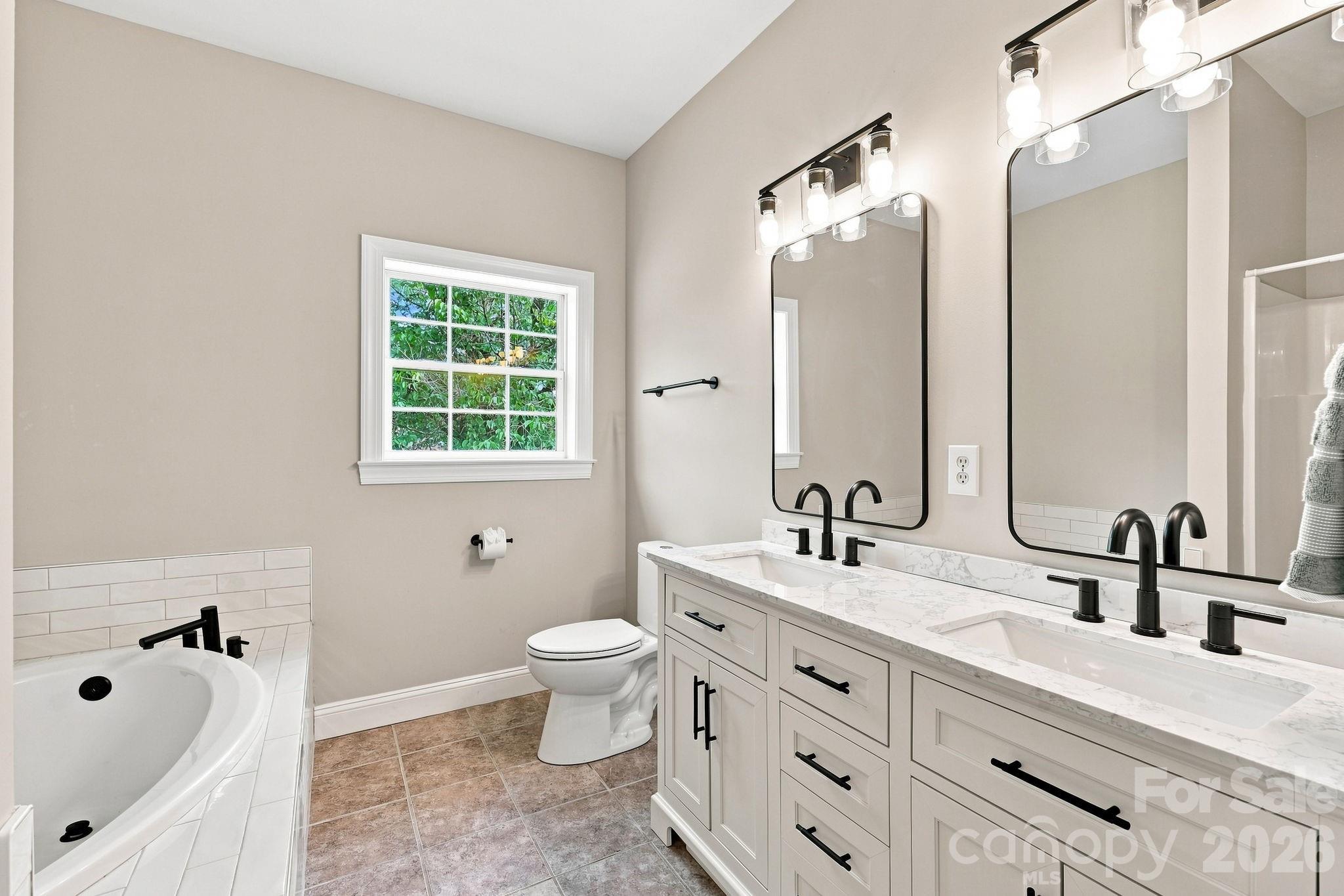 1395 Ebenezer Road Property Photo 20