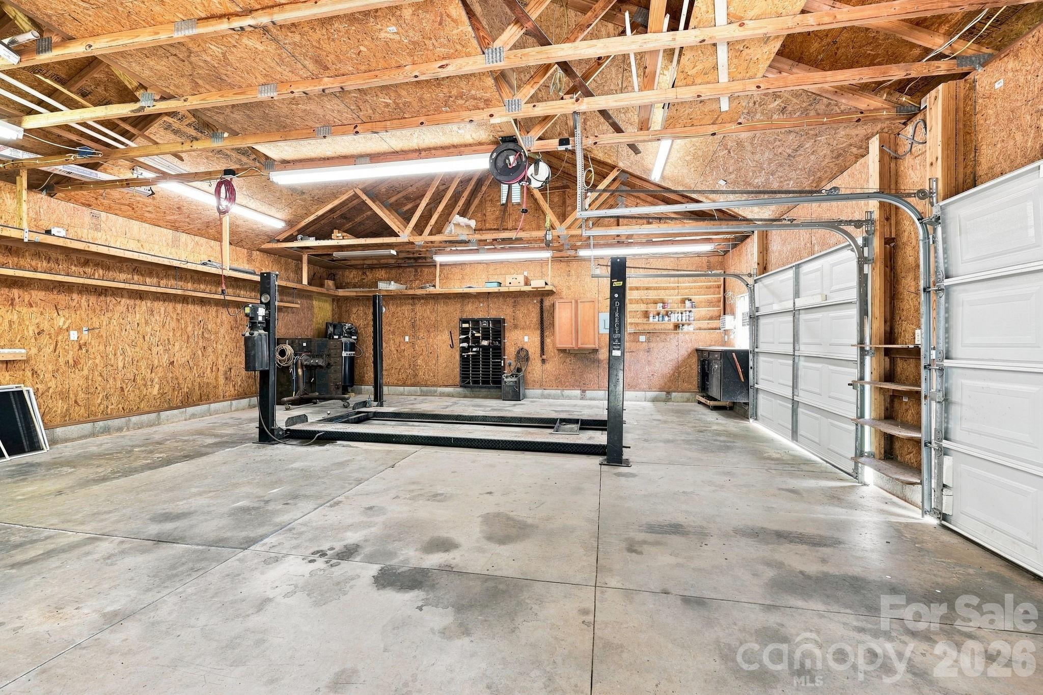 1395 Ebenezer Road Property Photo 25