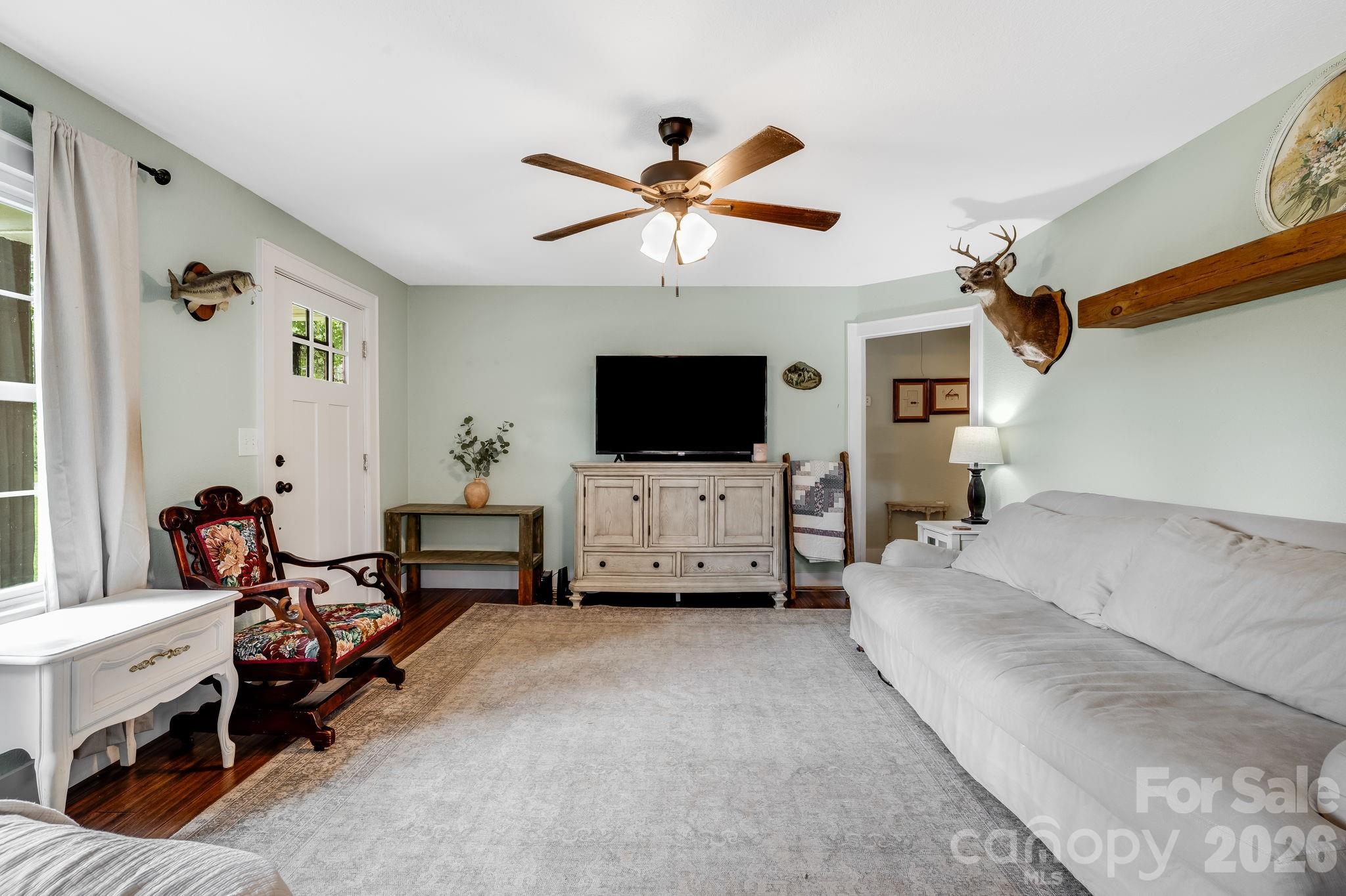 2117 Old Clyde Road Property Photo 5