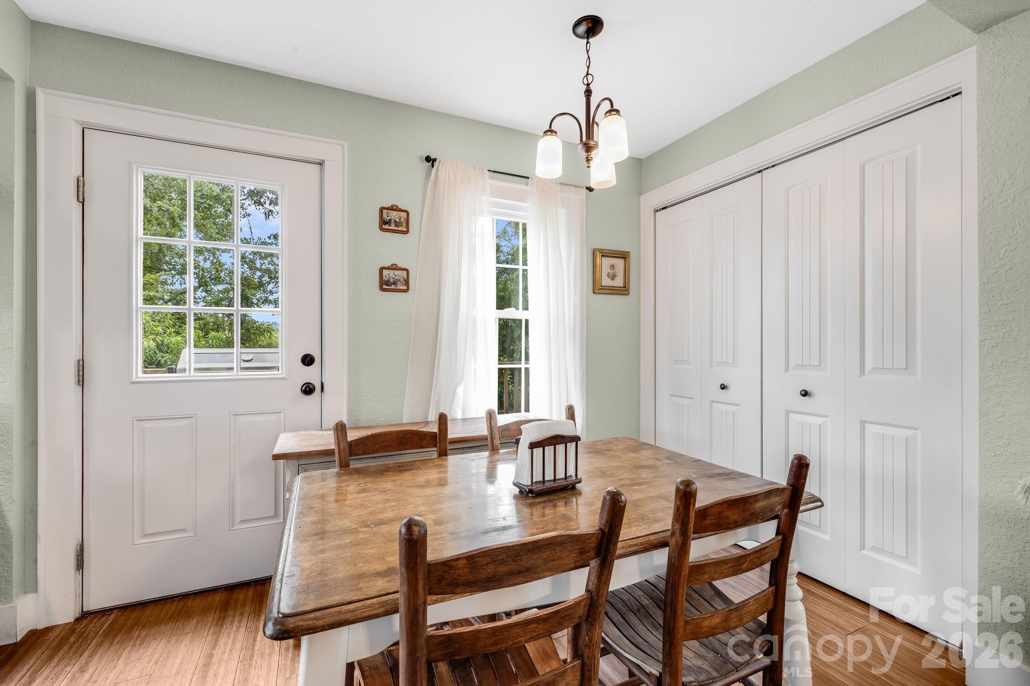 2117 Old Clyde Road Property Photo 8